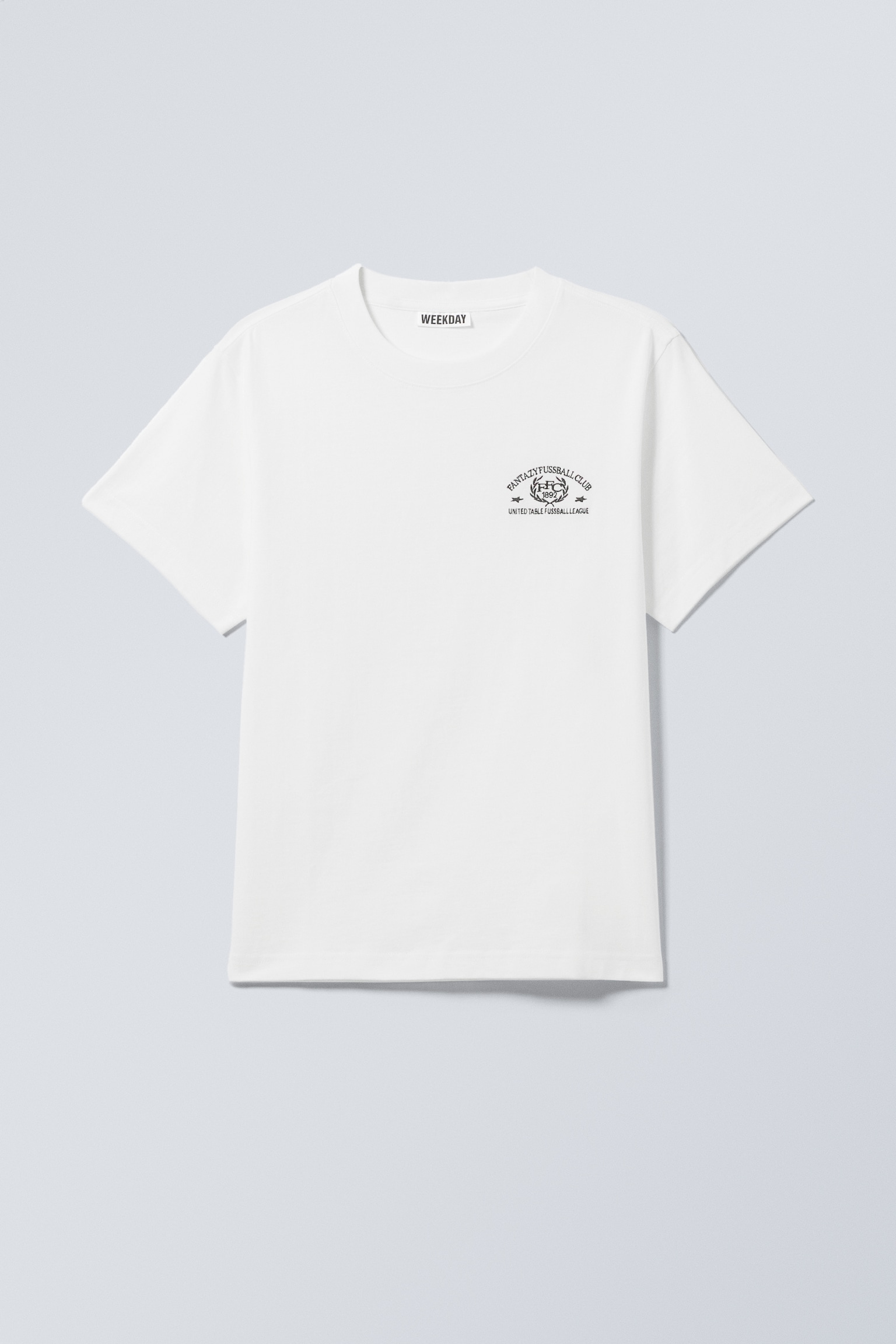 Boxy Graphic Printed T-Shirt - White - Fantazy Fussball Club/Fekete - Pura Vida Surf Shop