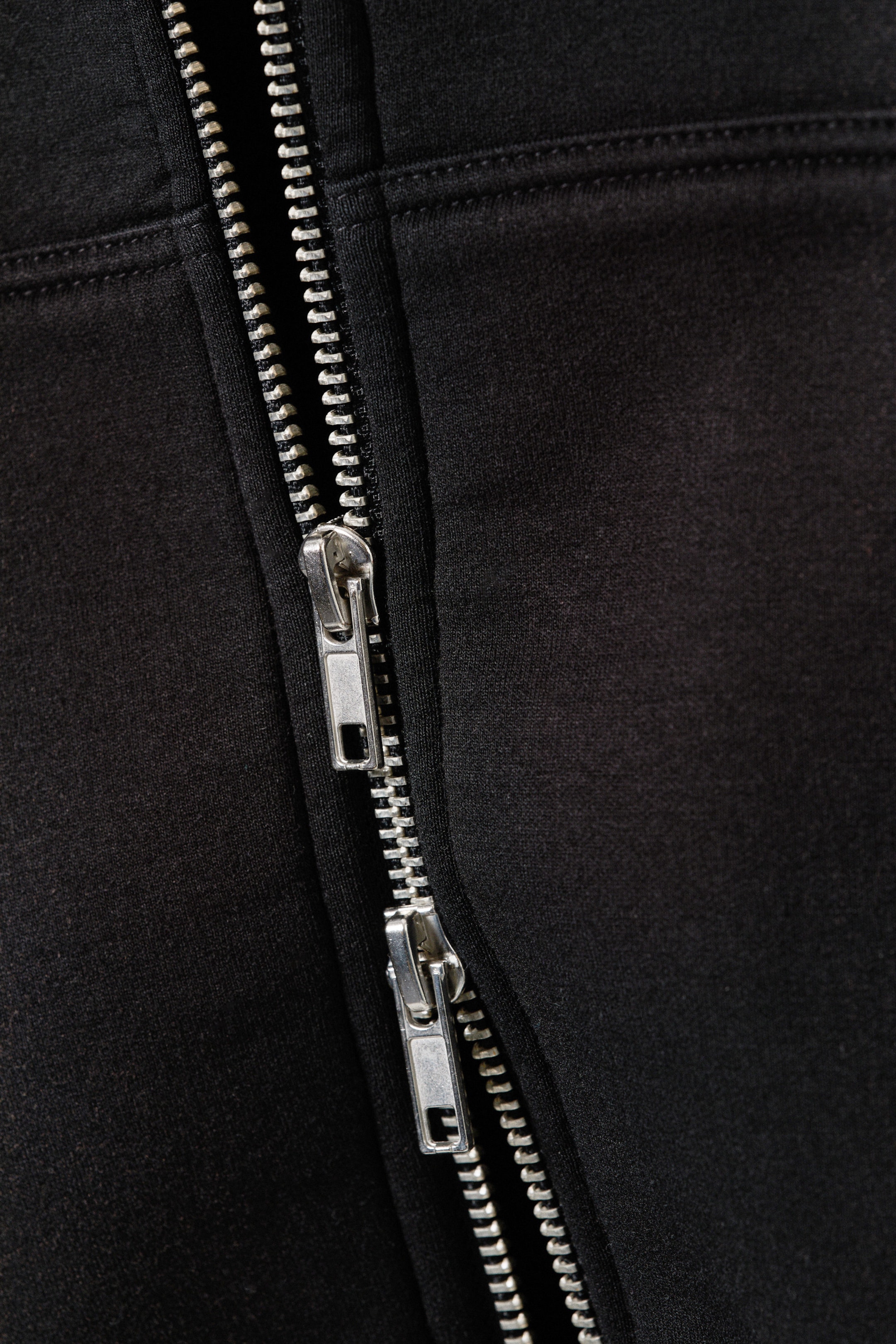 Black Spray Wash - Cropped Washed Scuba Zip Hoodie - 5