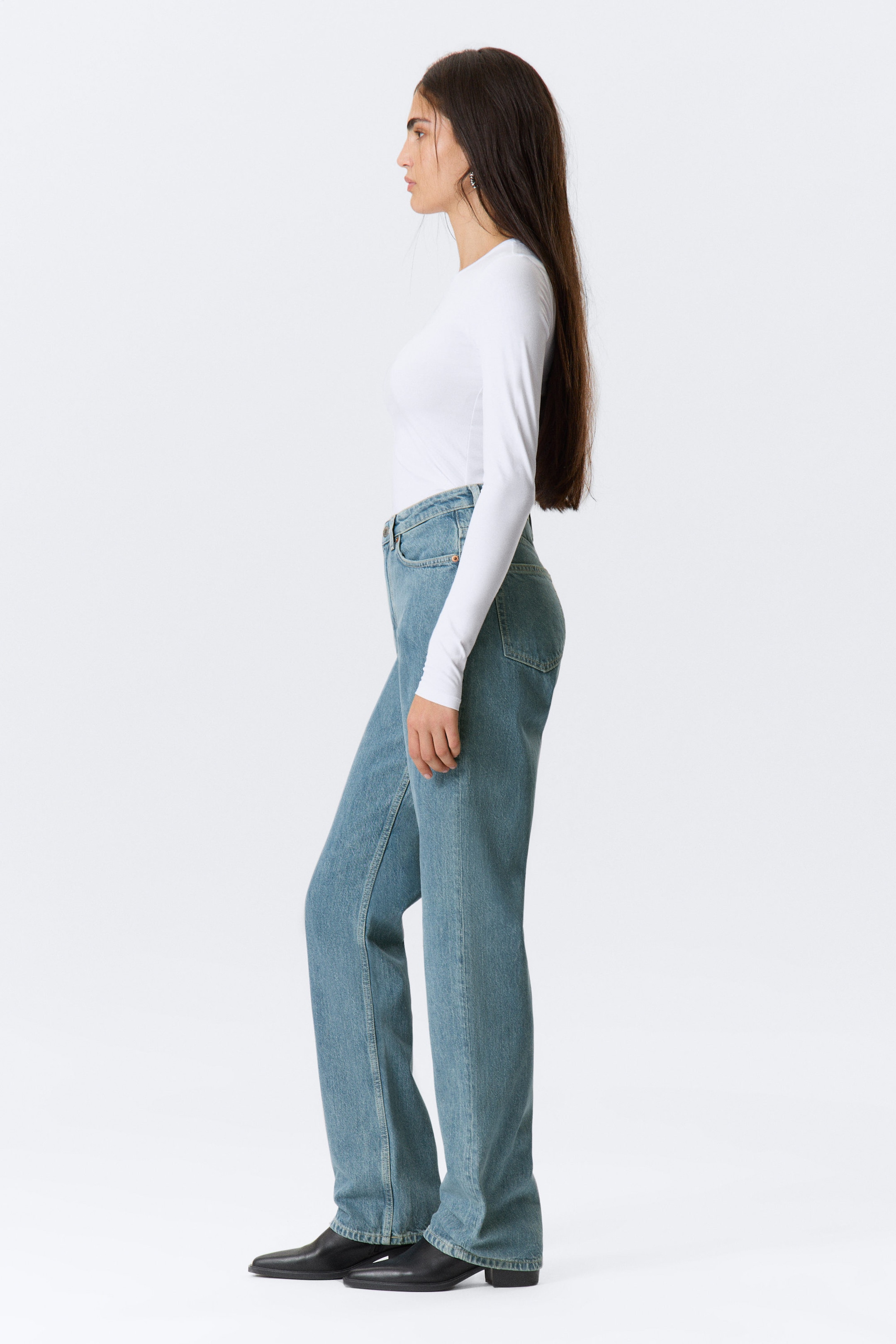 2000 Blue - Medium Blue - Rowe Super High Waisted Regular Straight Leg Jeans - 2