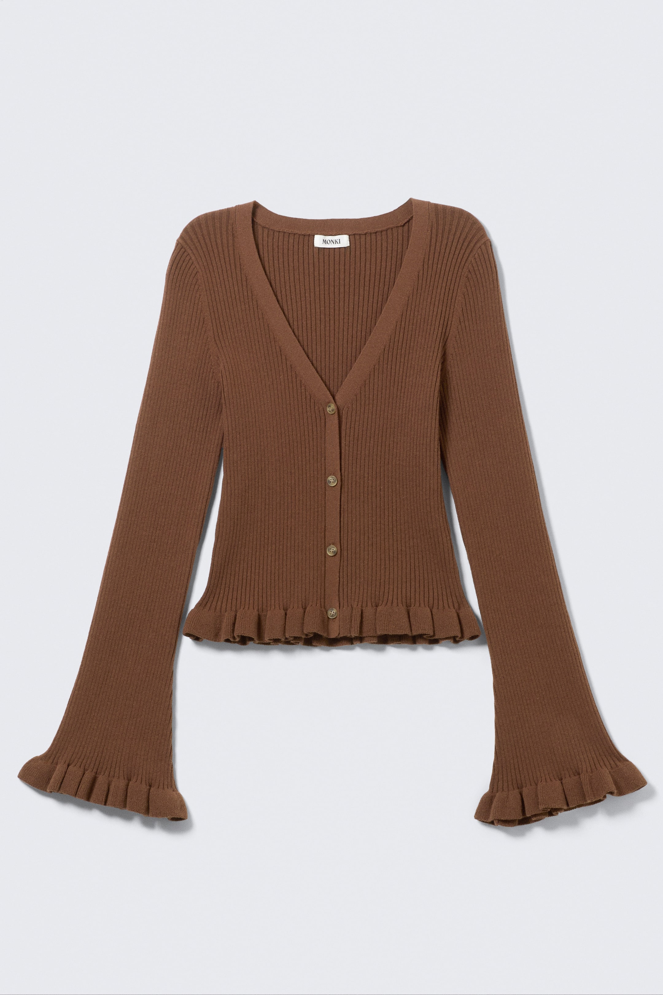 Visualizza immagine più grande: Un cardigan marrone a maglia a coste è presentato FRONTE, caratterizzato da uno scollo a V, una chiusura frontale con quattro bottoni coordinati, maniche lunghe a campana e dettagli arricciati ai polsini e all'orlo.