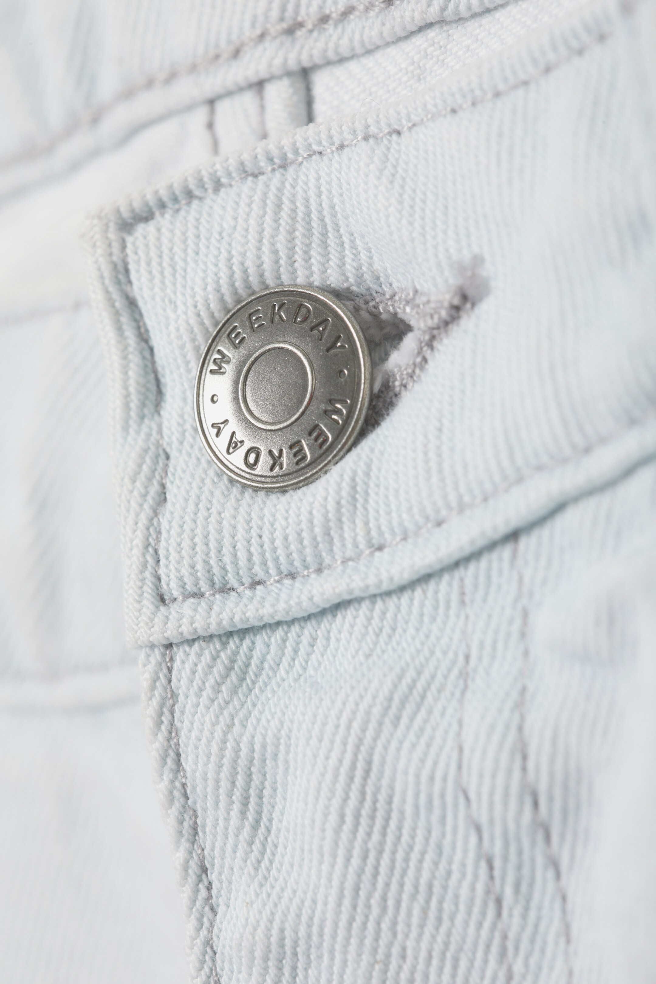 Vis større bilde: Ample jeans med lavt liv, vide ben og løs passform - Isblå – lyseblå - DAME | H&M NO 2