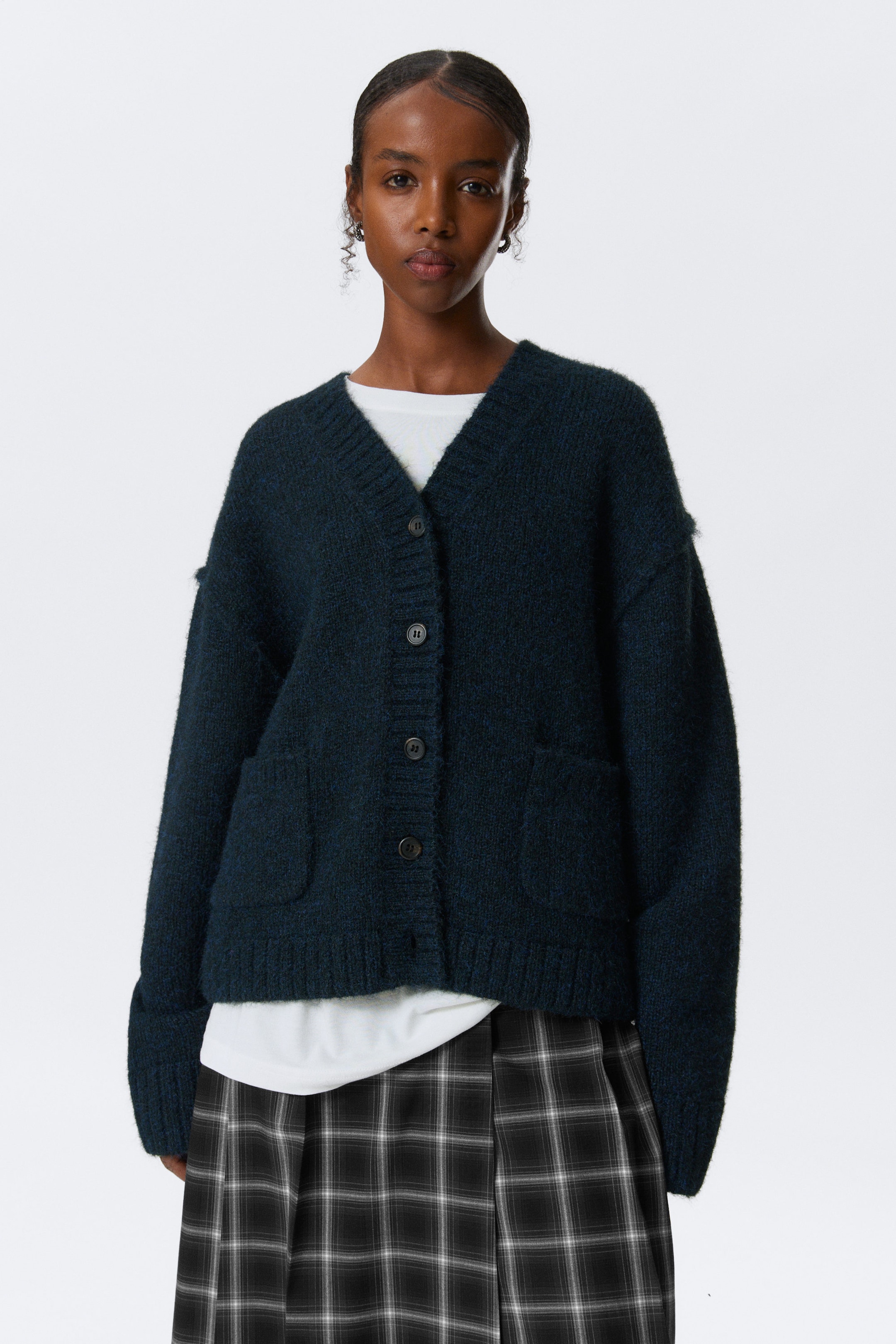 Dunkelblau - Locker gestrickter Cardigan mit V-Ausschnitt - 1