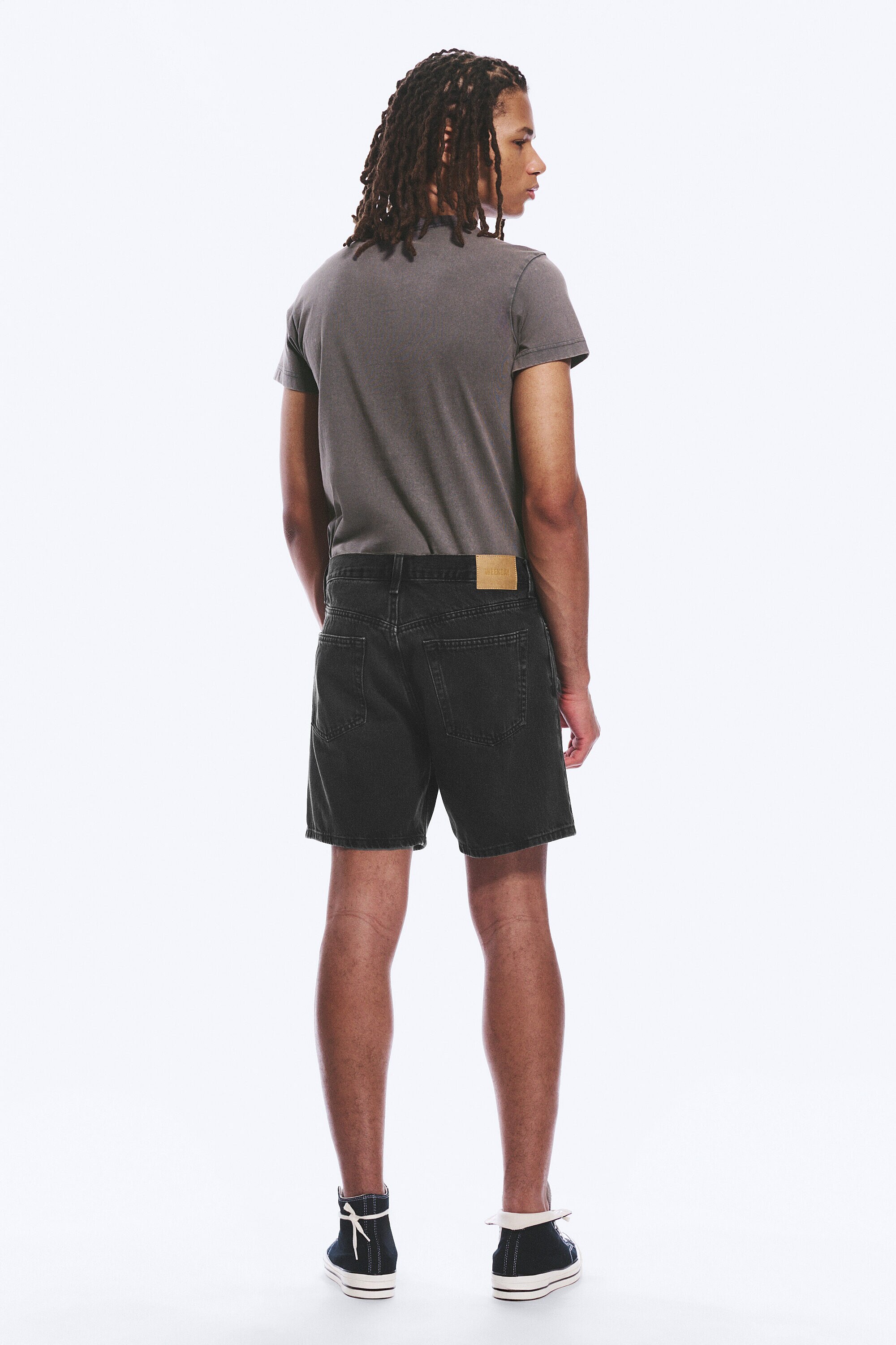 space relaxed mid-thigh denim shorts - Tuned Black - Black