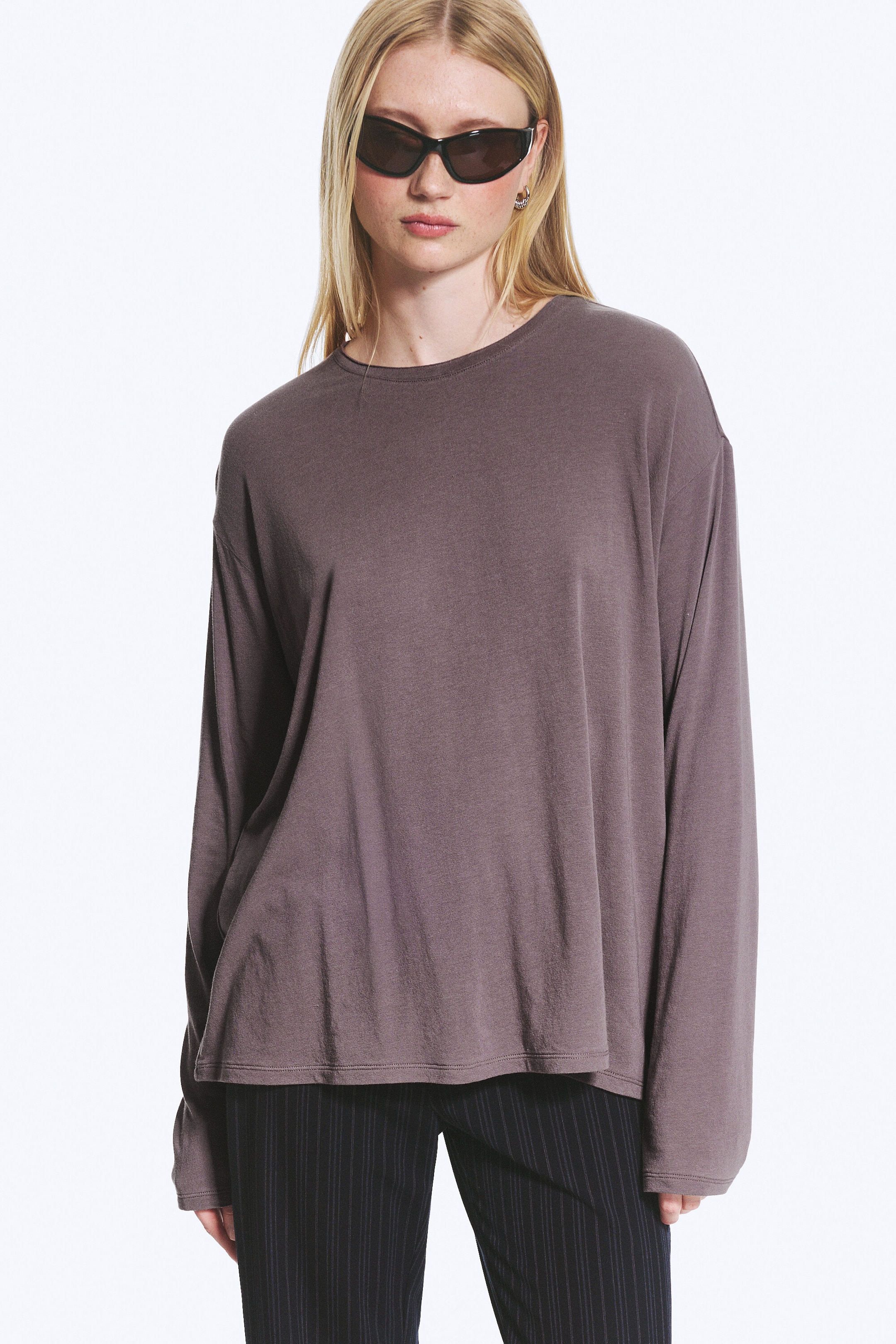 Washed Purple - Locker geschnittenes Longsleeve - 2