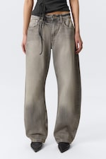 Canyon Grey - Mittelgrau - Abell Mid Waist Regular Barrel Leg Jeans - 2