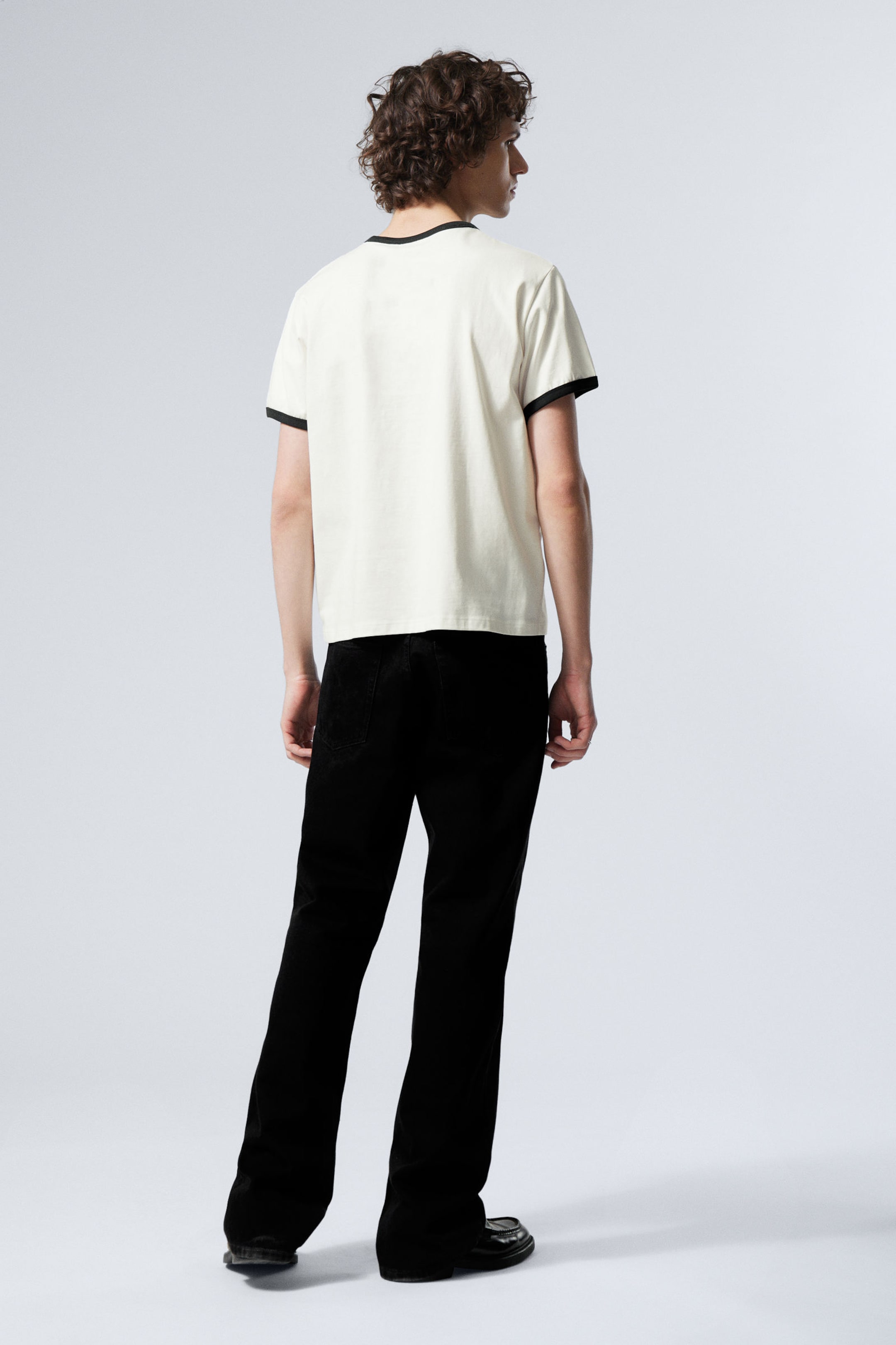White - Beats - Graphic T-shirt - 3