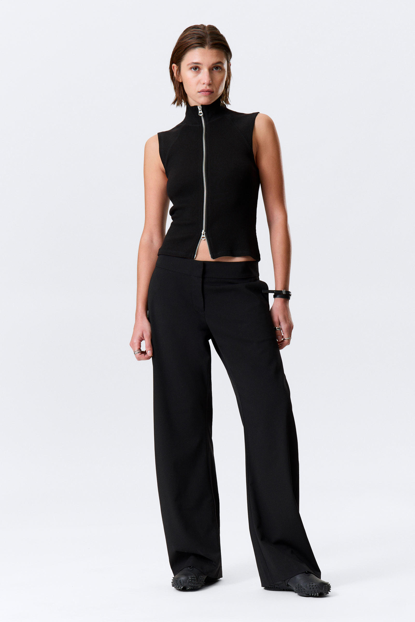 Ribbed Mock Neck Zip Top