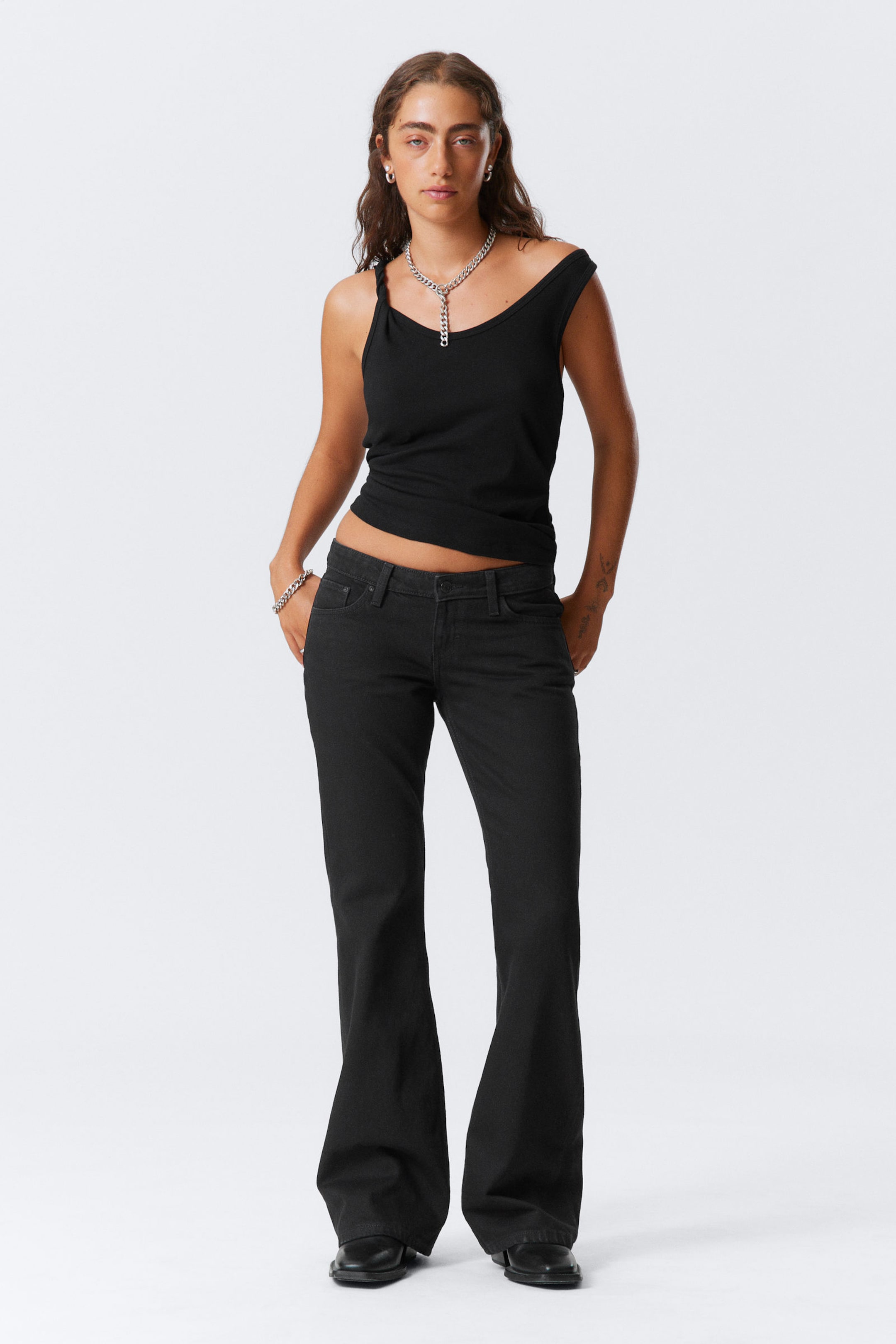 #272628 - Nova Low Rise Slim Bootcut Leg Jeans - 1