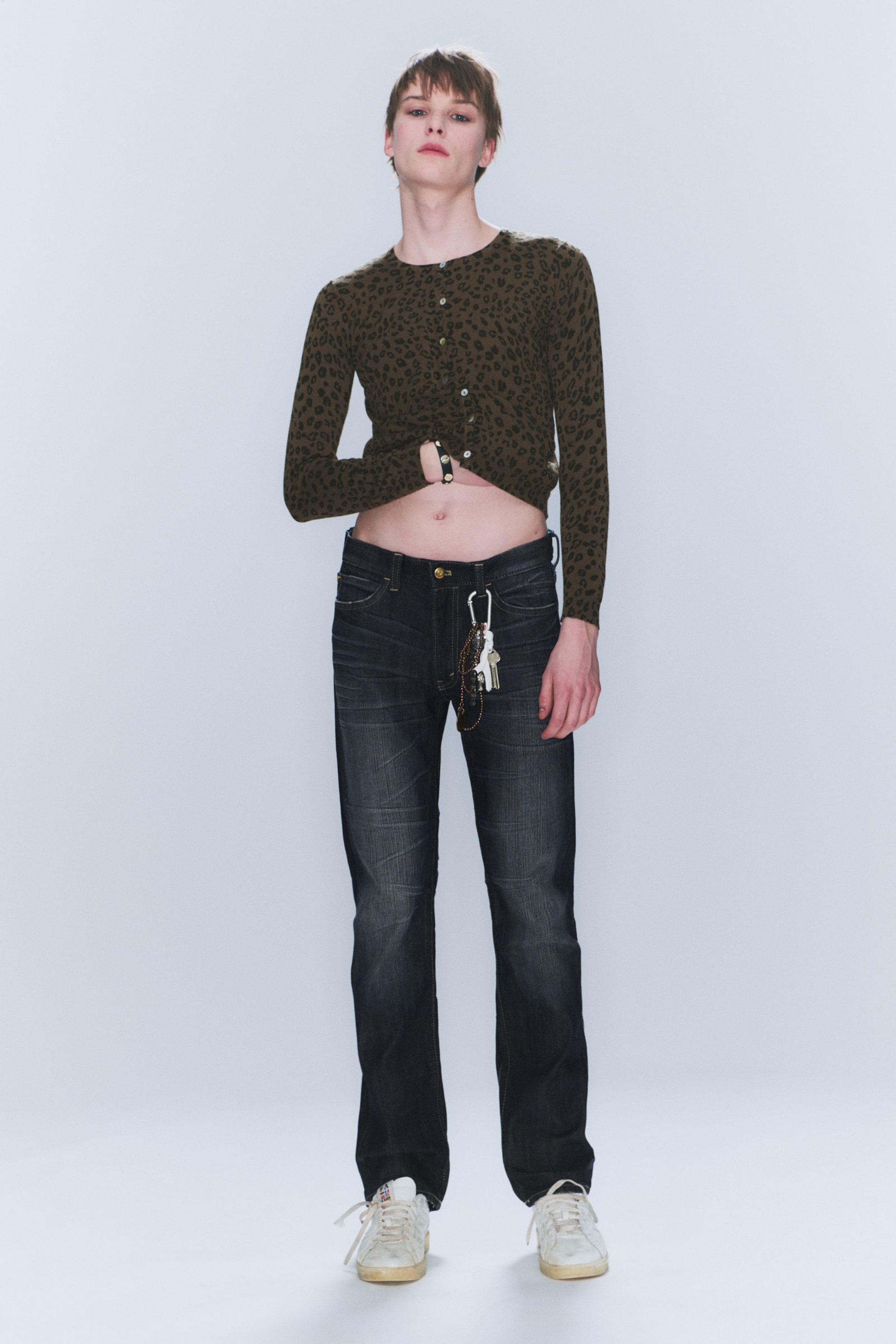 #4C5164 - Issue –Tapered Jeans mit niedriger Taille - 1