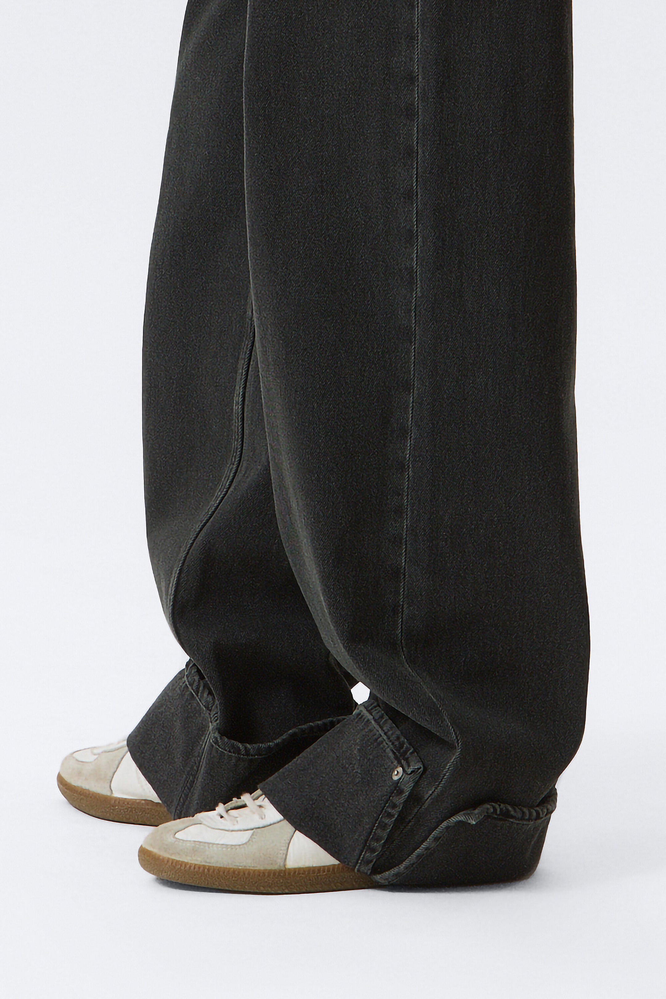 Elegie Black - Noir - Jean ample taille basse à jambes larges et ourlets - 3