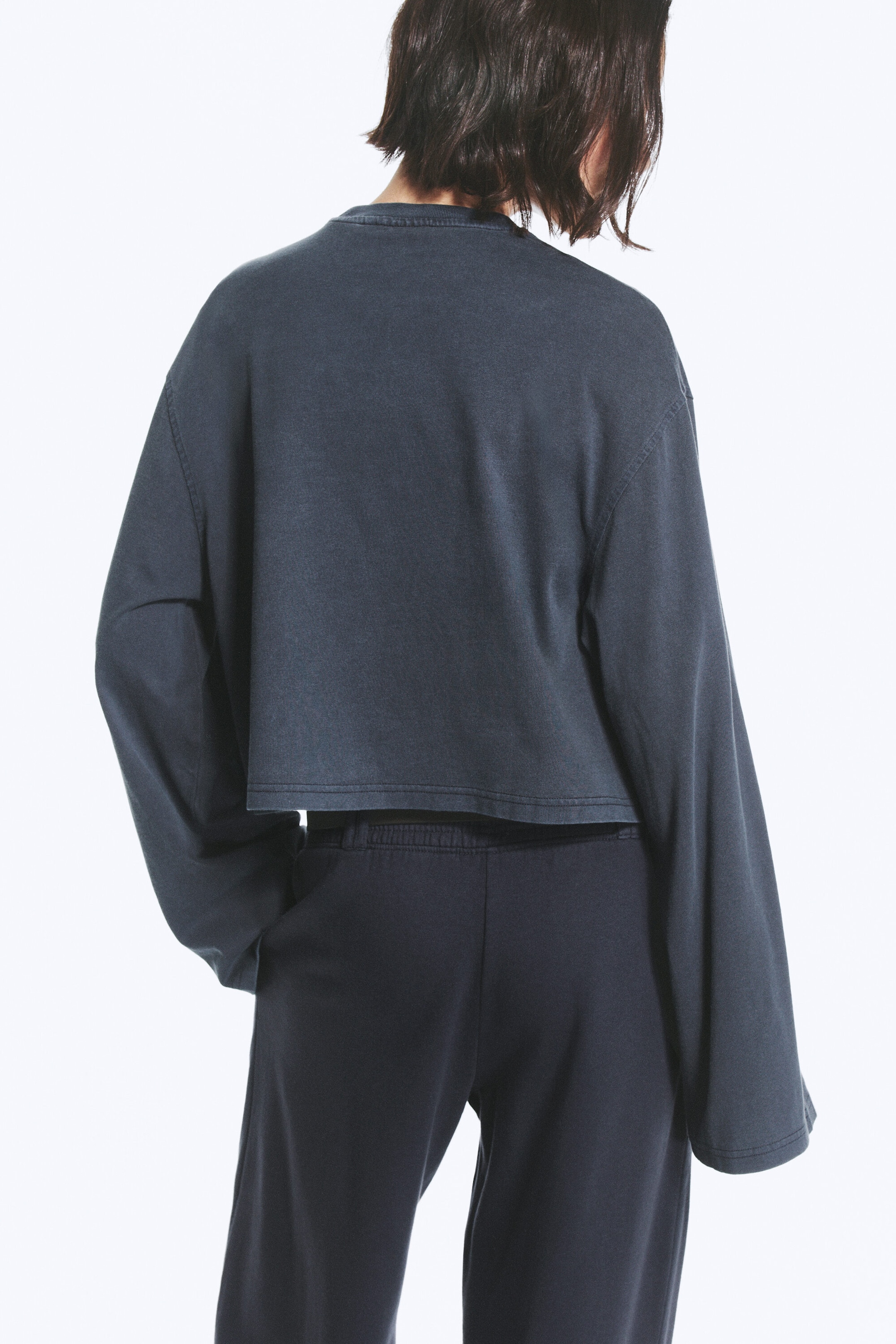Washed Blue - Cropped Oversized Long-Sleeved T-shirt - 4