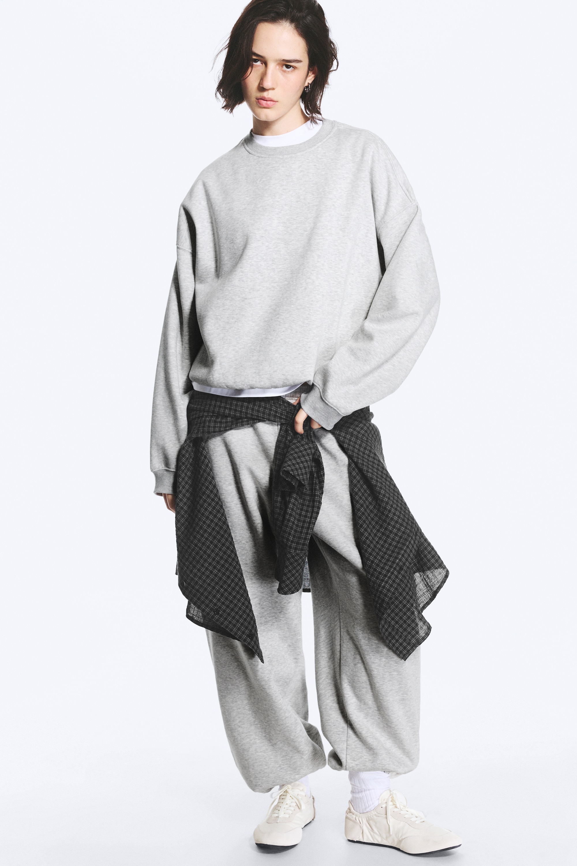 Felpa standard - Grigio chiaro polveroso mélange/Lilla scuro