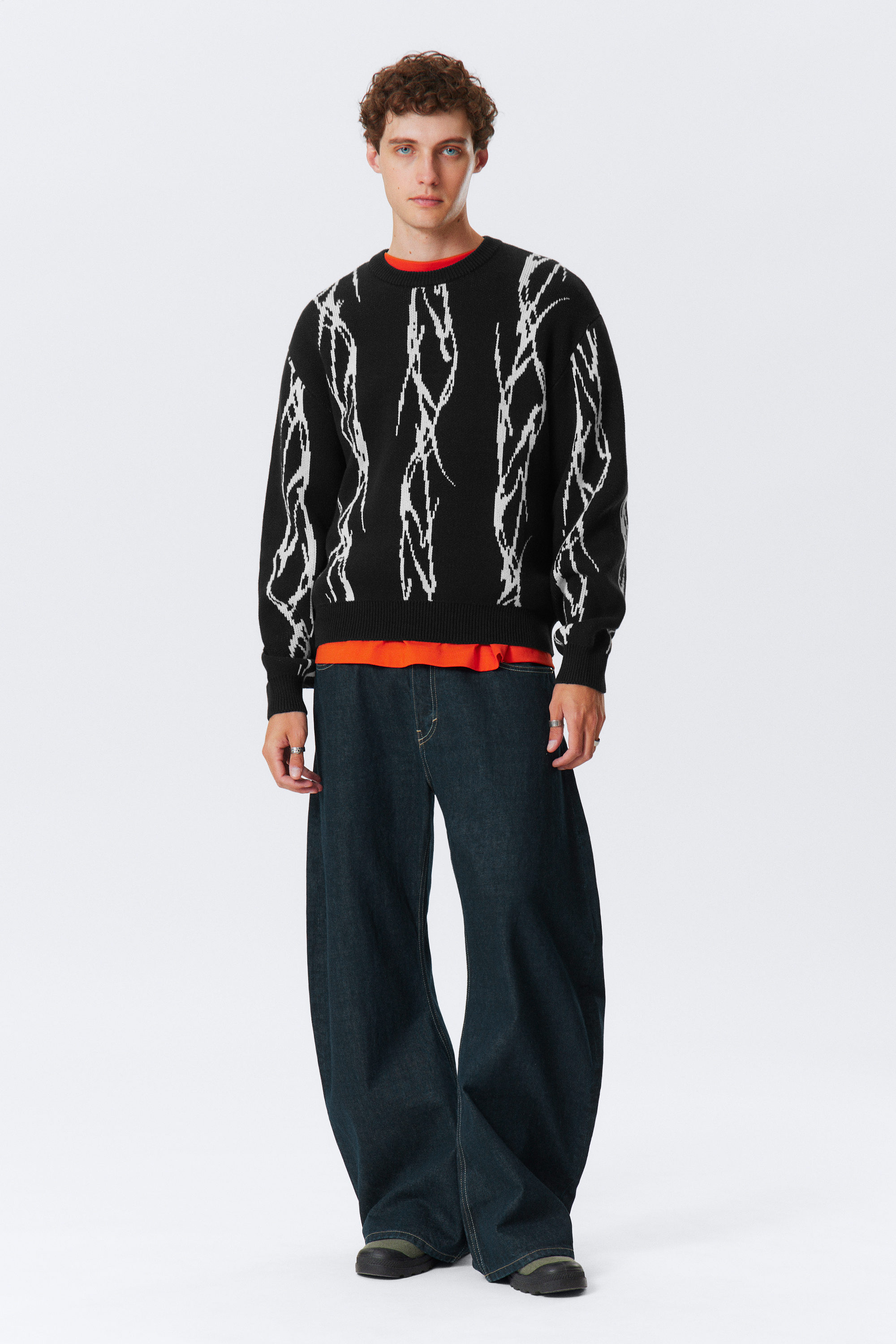 Black - Iced Veins - Regular Jacquard Knitted Graphic Sweater - 2