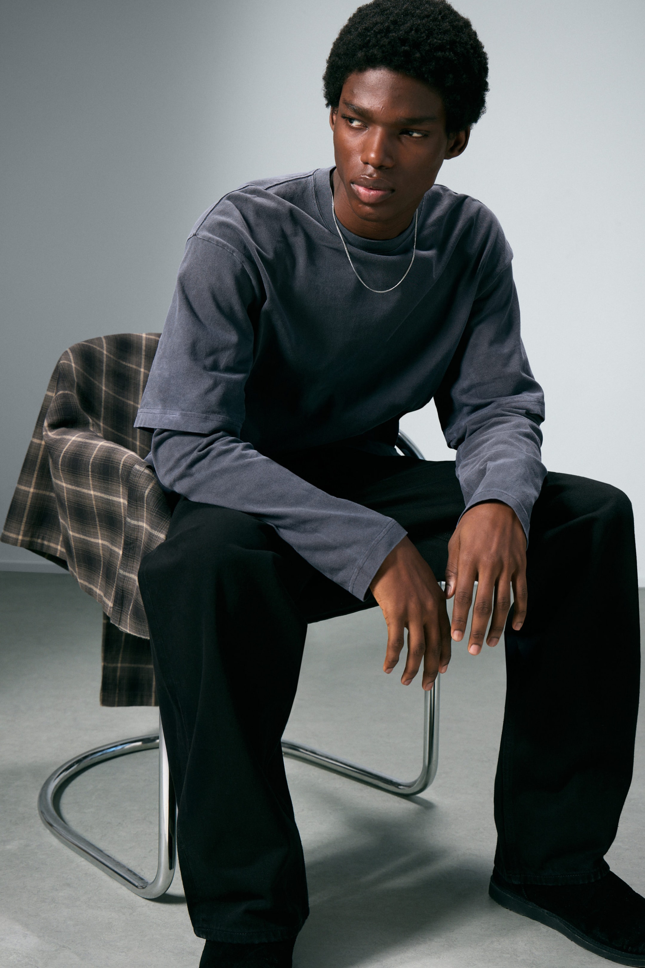 Gewaschenes Dunkelblau - Doppellagiges Baumwoll-T-Shirt - 3