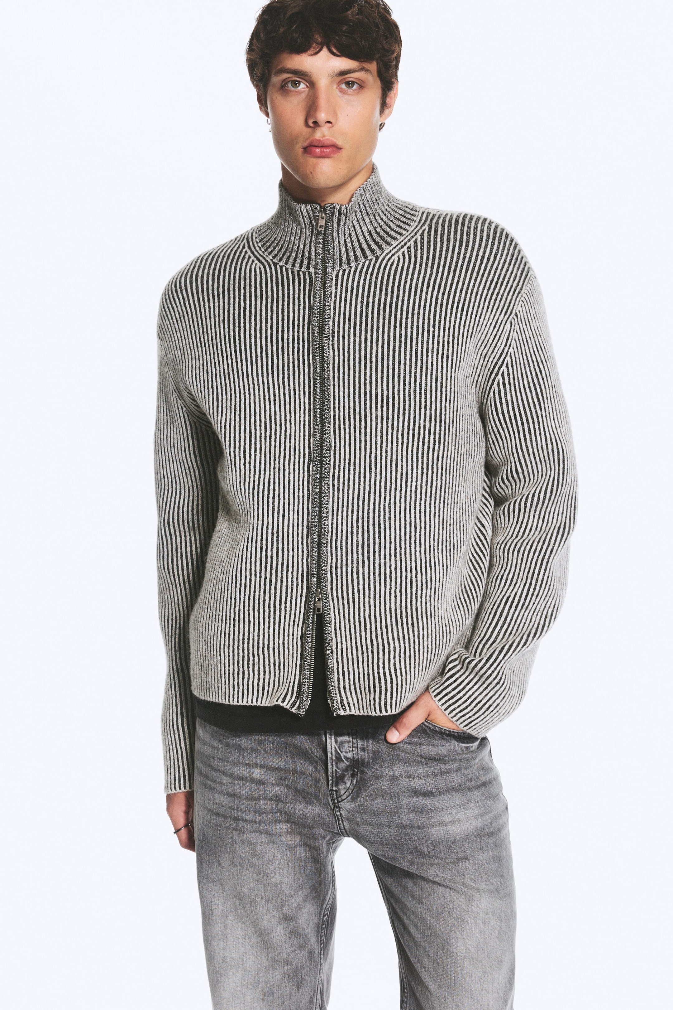 White/Black - Relaxed wool-blend cardigan - 2