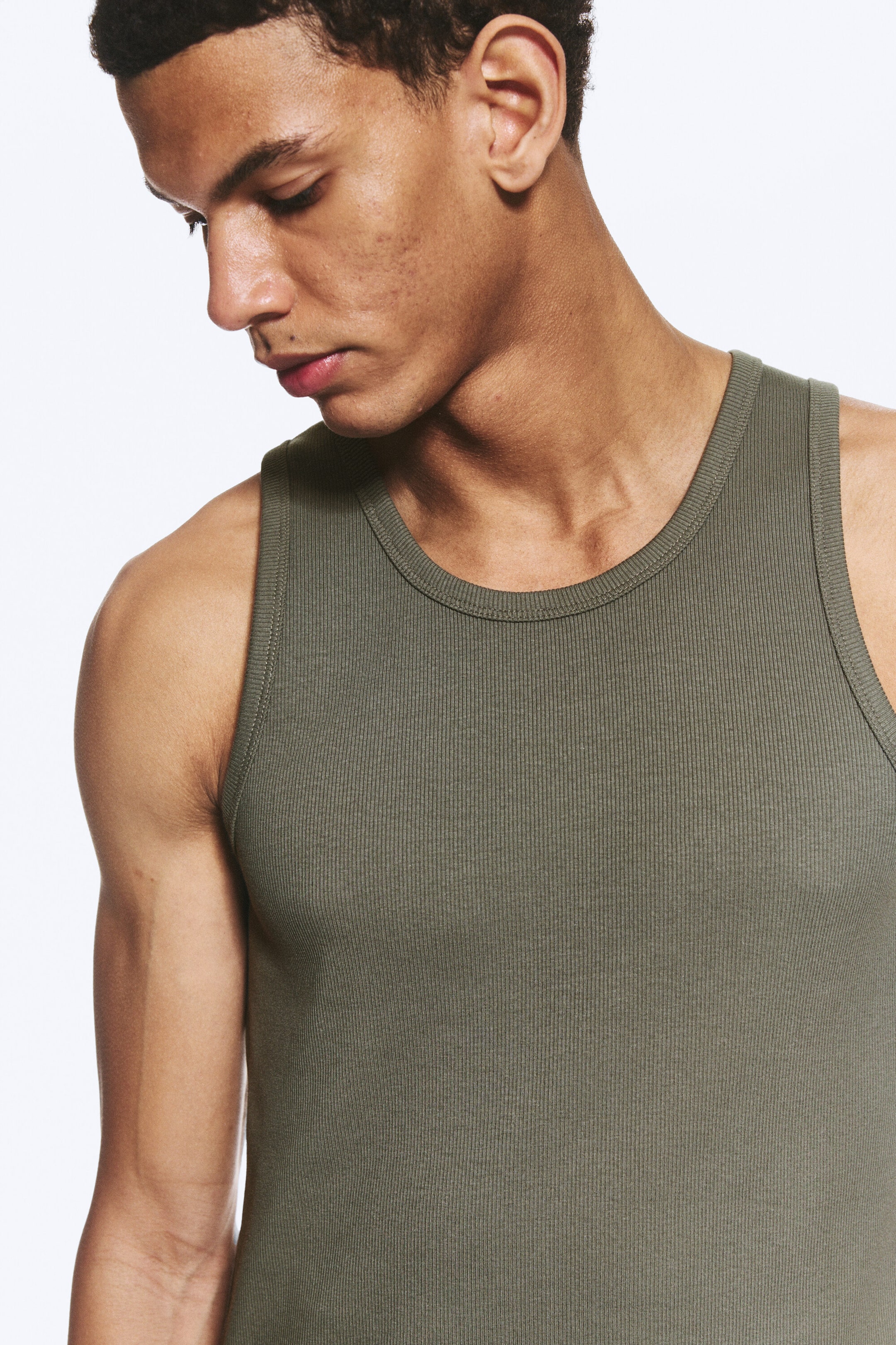 Licht vaal kakigroen - Klassieke geribde tanktop - 2