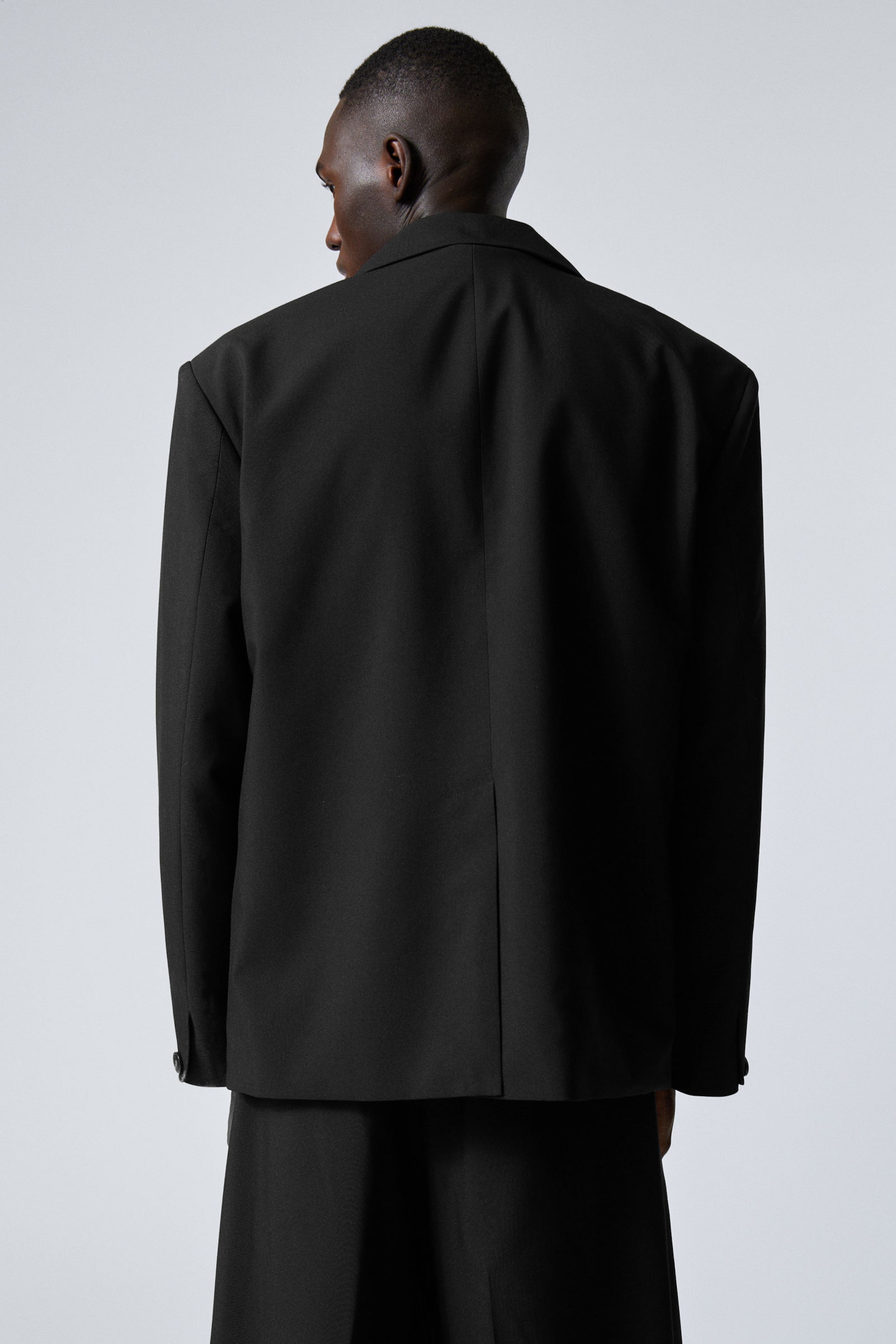 Black - Single-Breasted Relaxed Tailored Blazer - 2