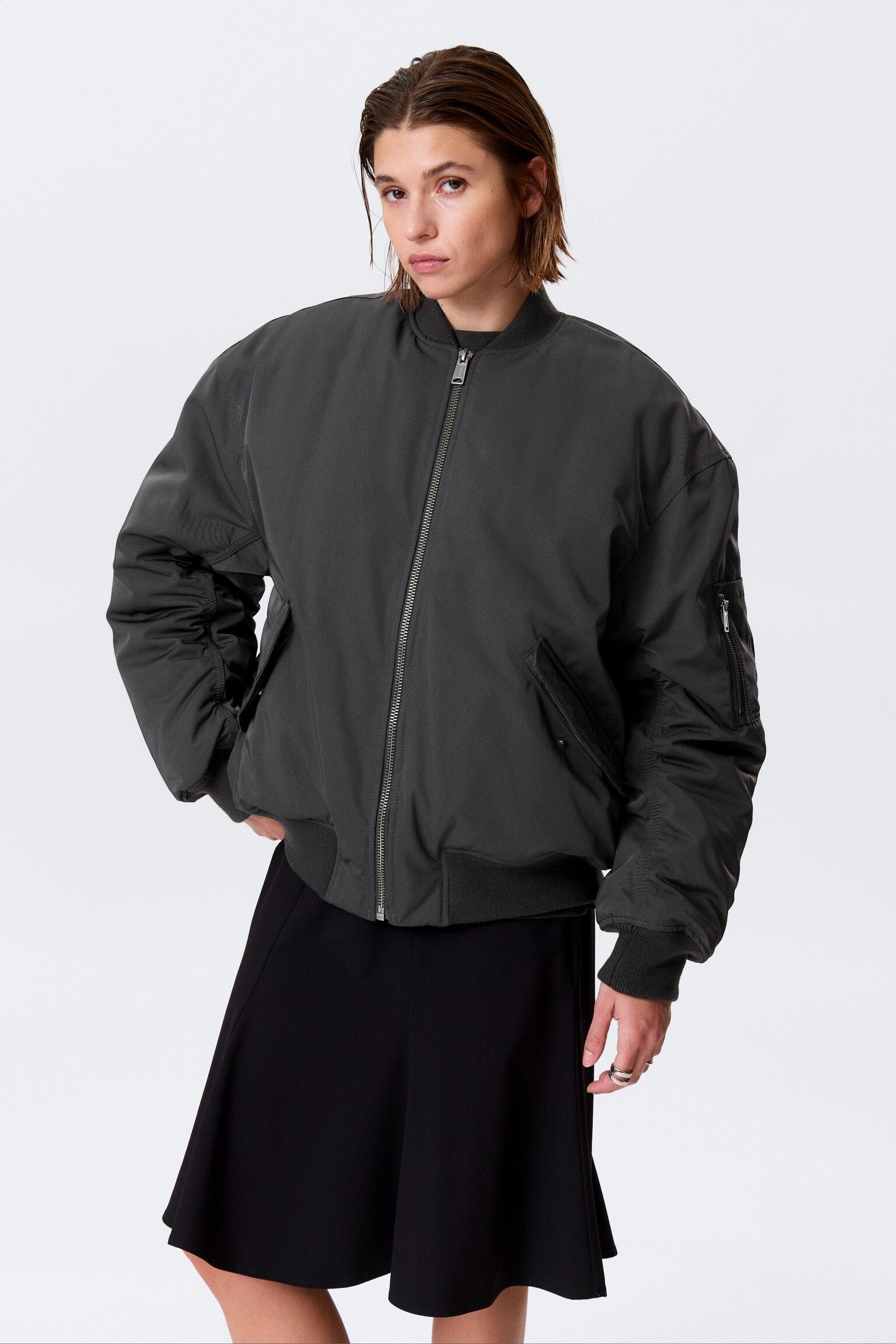 Bomber bunda z kepru ve stylu oversized - Tmavě šedá/Tmavá khaki zelená/Dusty Mole - 1