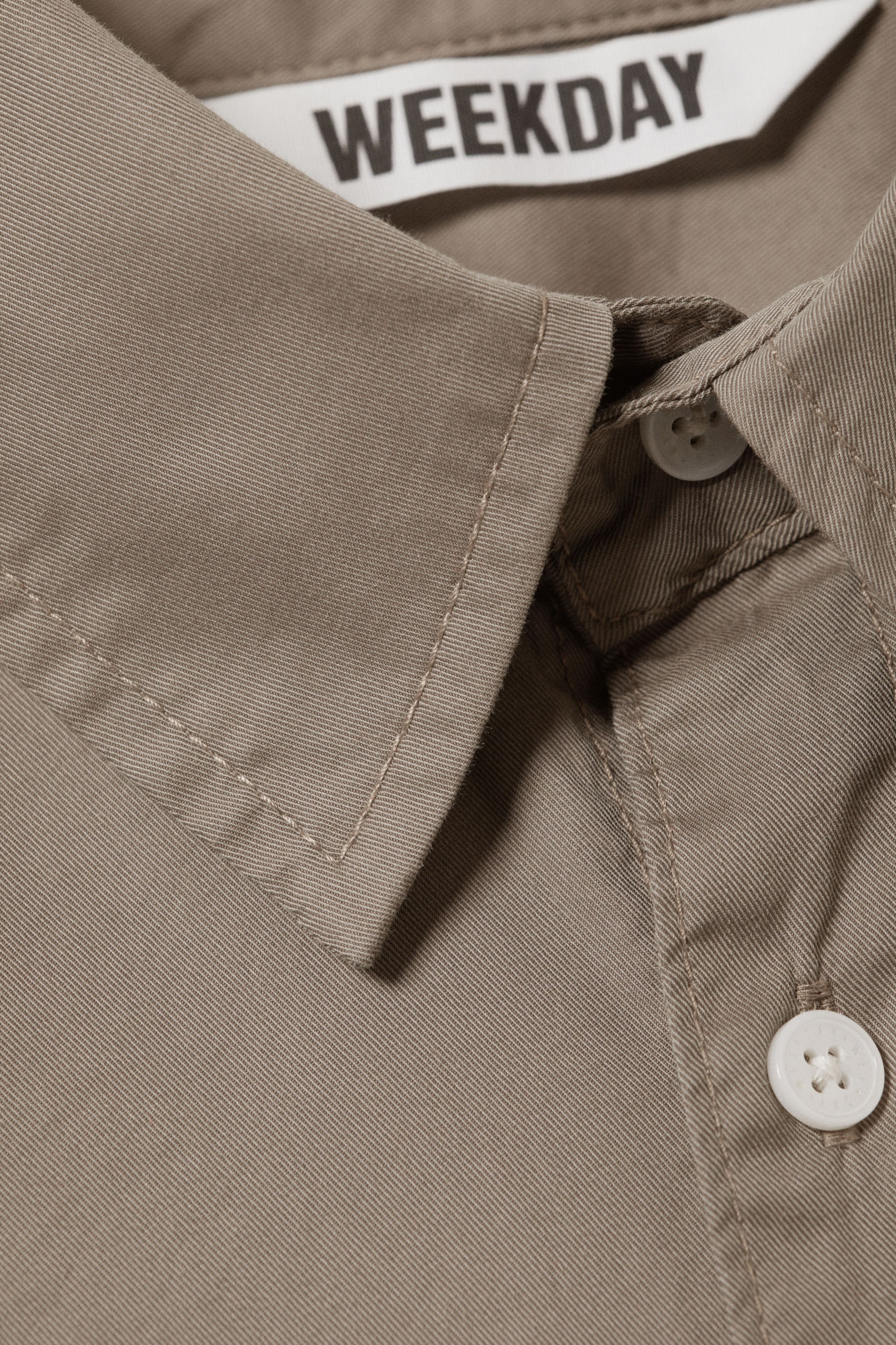 Zacht taupe - Oversized overhemd van katoen en viscose - 5