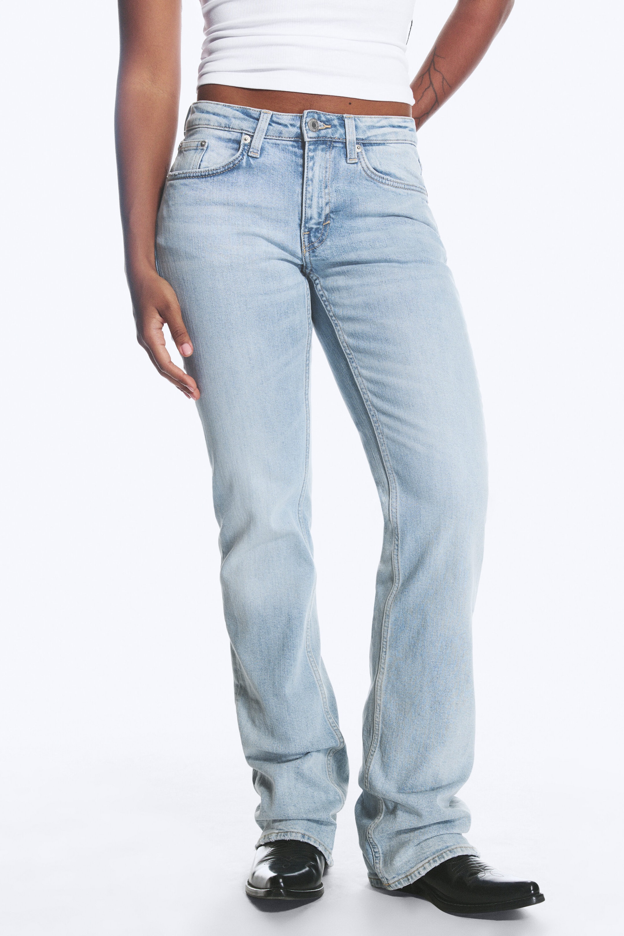 Fresh Blue – lyseblå - Tension bootcut jeans med mellomhøy midje og smal passform - 2