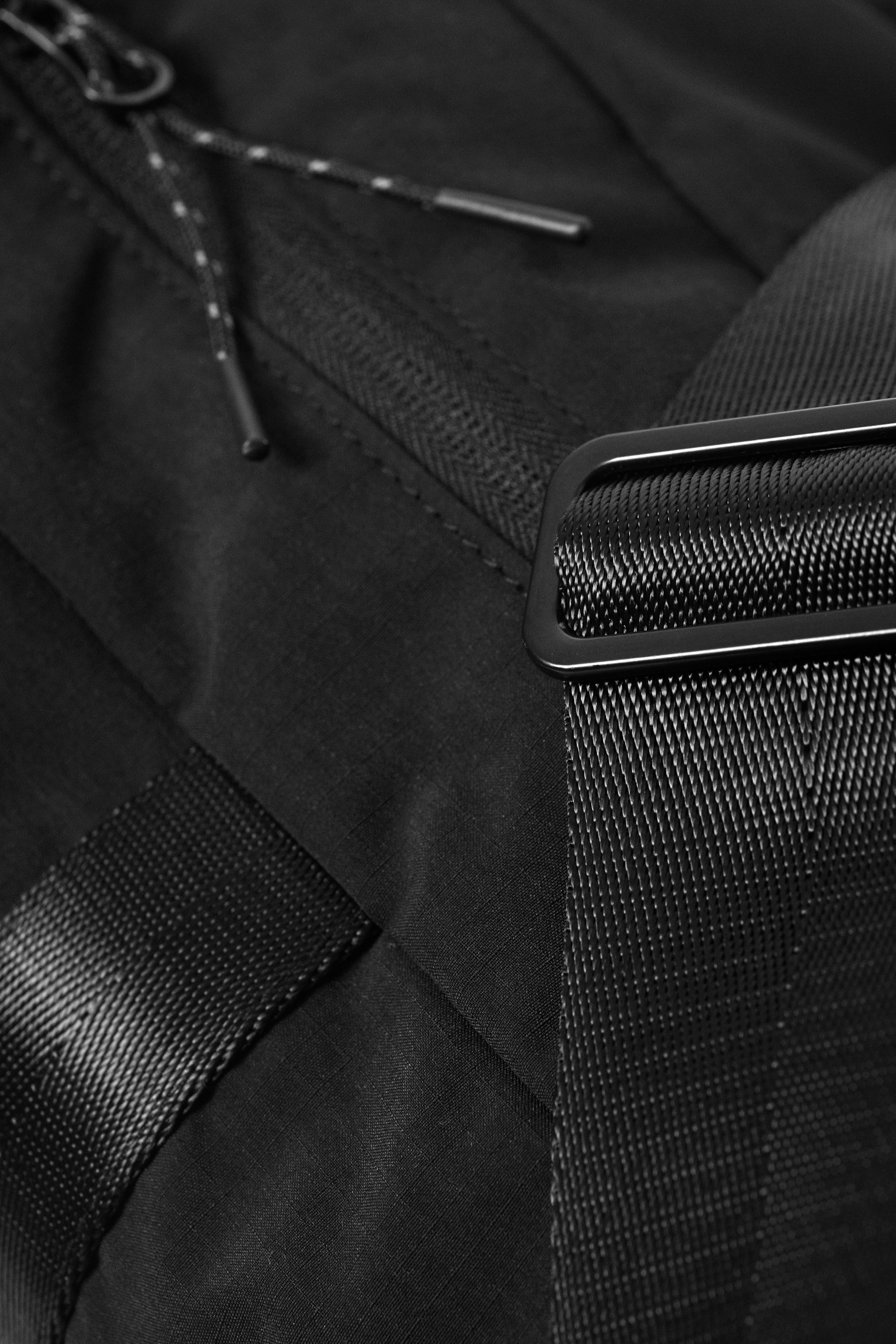 Black - Utility Crossbody Bag - 6