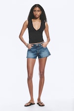 Radio Blue - Mittelblau - Bite Low Waist Mini Denim Shorts - 0