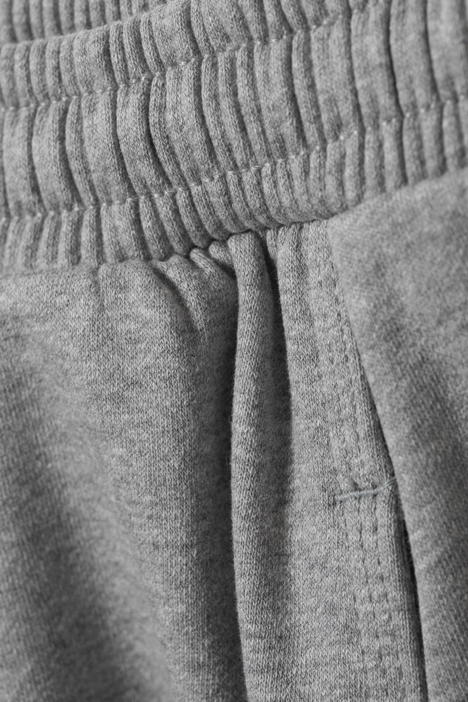 Locker geschnittene Sweatpants aus Baumwollfleece - Grau meliert - 4