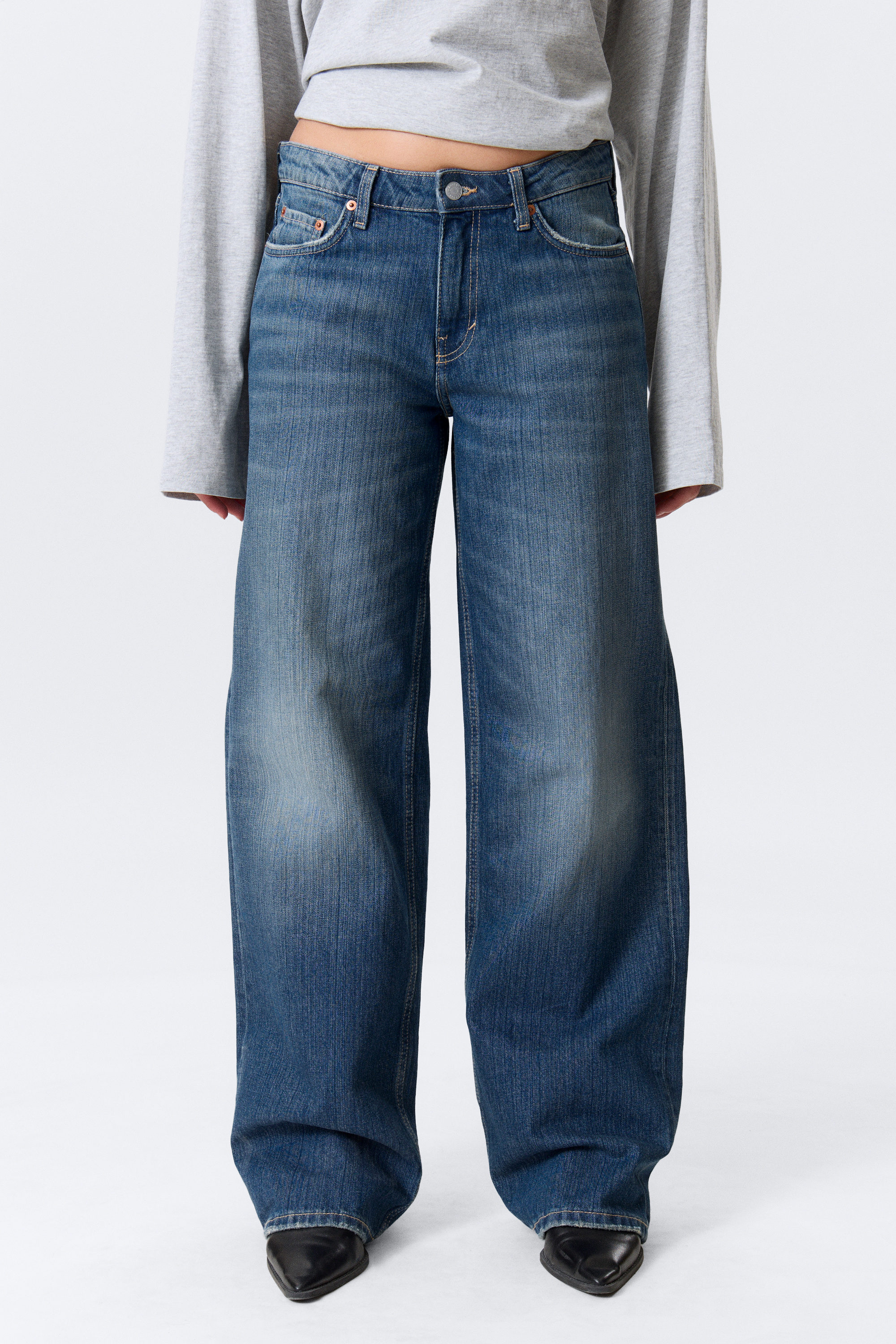 Mine Blue - Middelblauw - Ample Low Waist Loose Wide Leg Jeans - 2