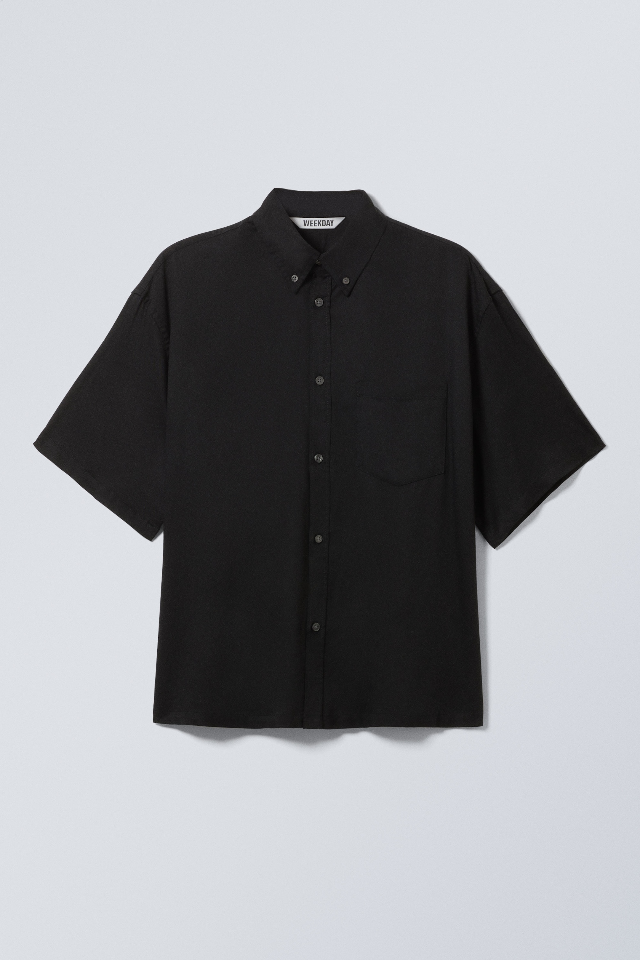 Svart - Oversized kortermet skjorte med drapert, boxy snitt - 1
