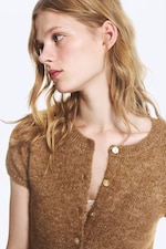 Gedecktes Braun - Kurzärmeliger Strickcardigan - 2