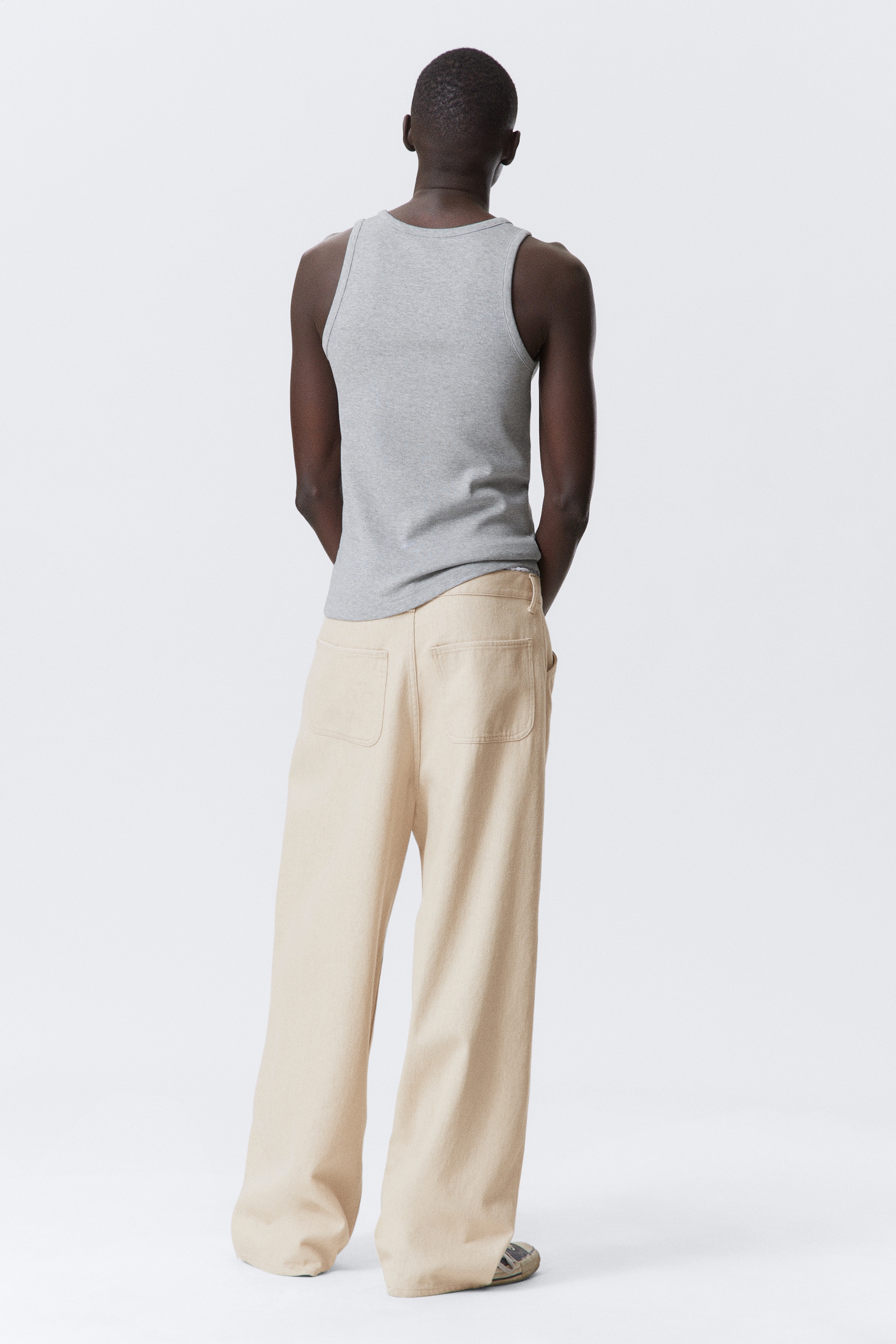 Visa större bild: Astro Loose Baggy Leg Linen-Blend Trousers - Ecru - HERR | H&M SE 7