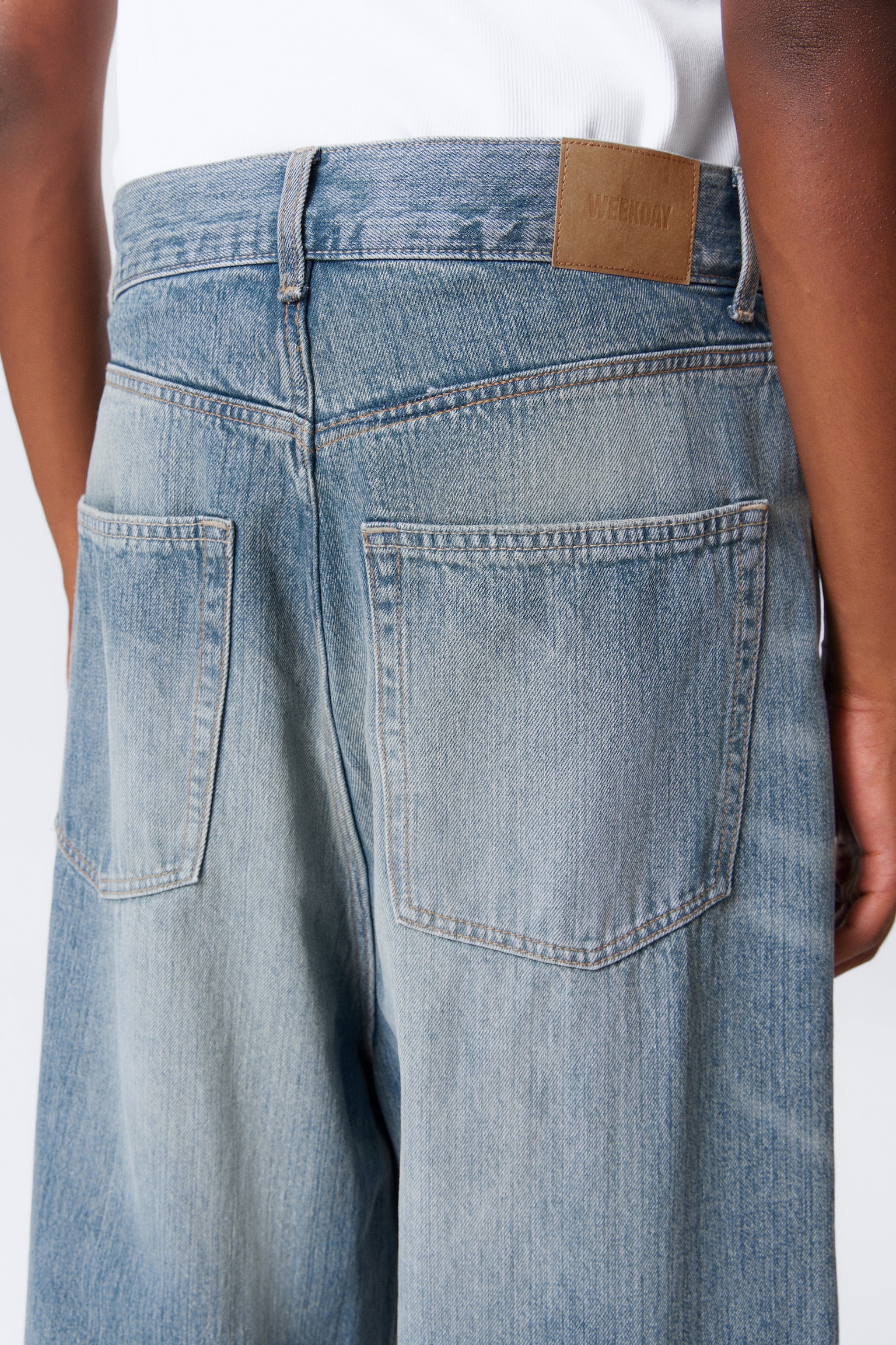 Astro Loose Extra Baggy Leg Jeans - Blue Stream - 6