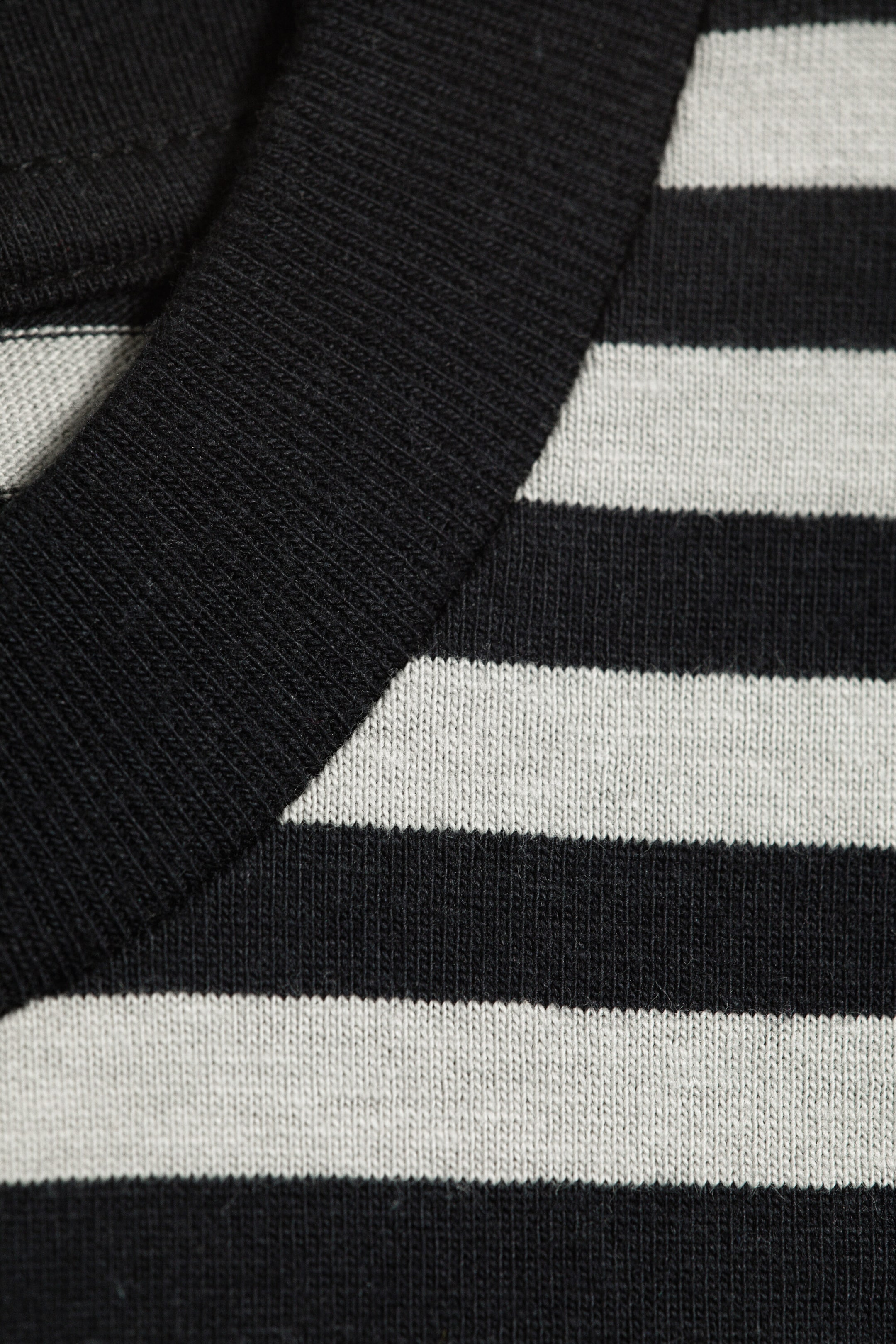 Grau/Schwarz gestreift - Lockeres, quadratisches Baumwoll-Tanktop - 4