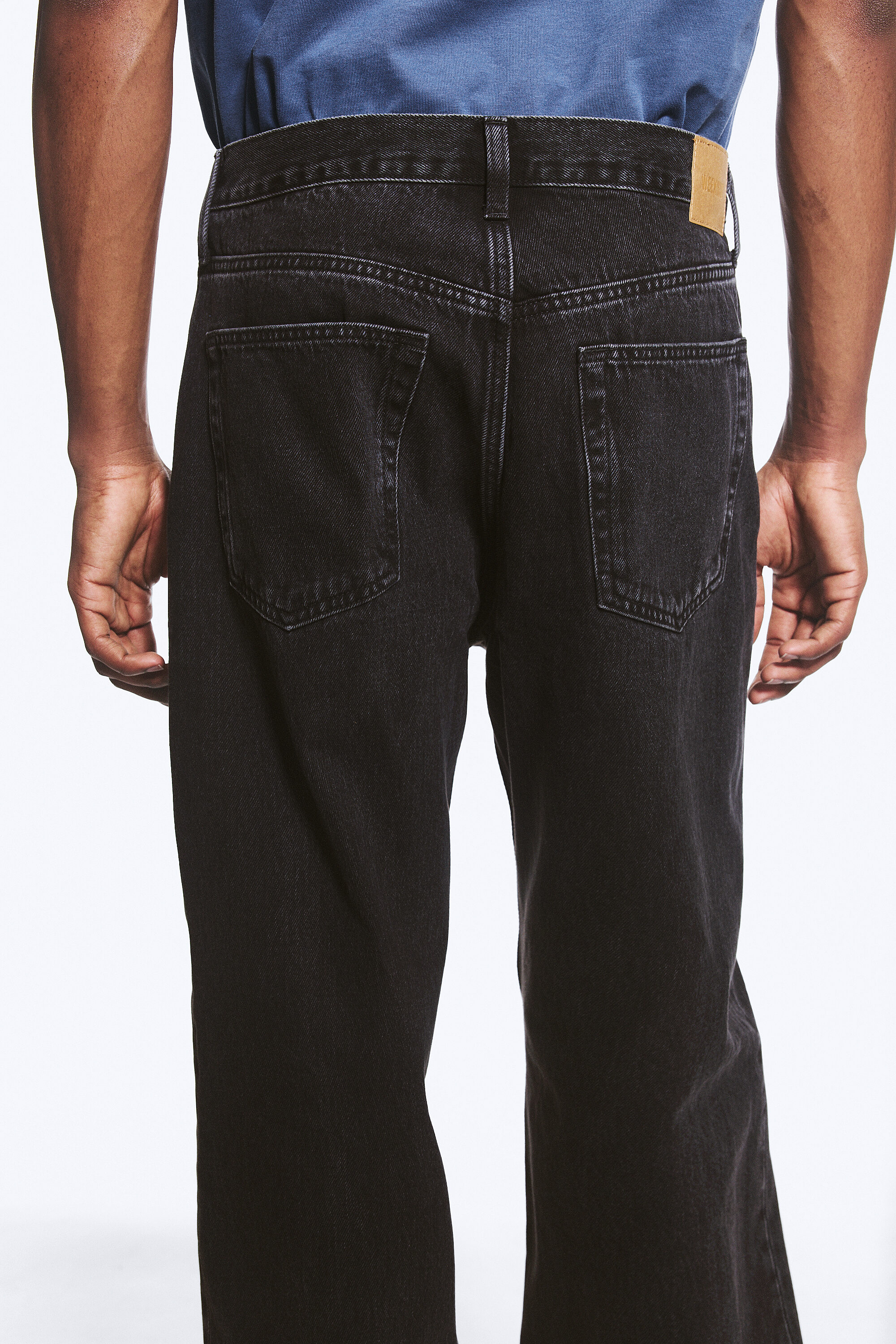galaxy mid rise loose straight jeans - Tuned Black - Black