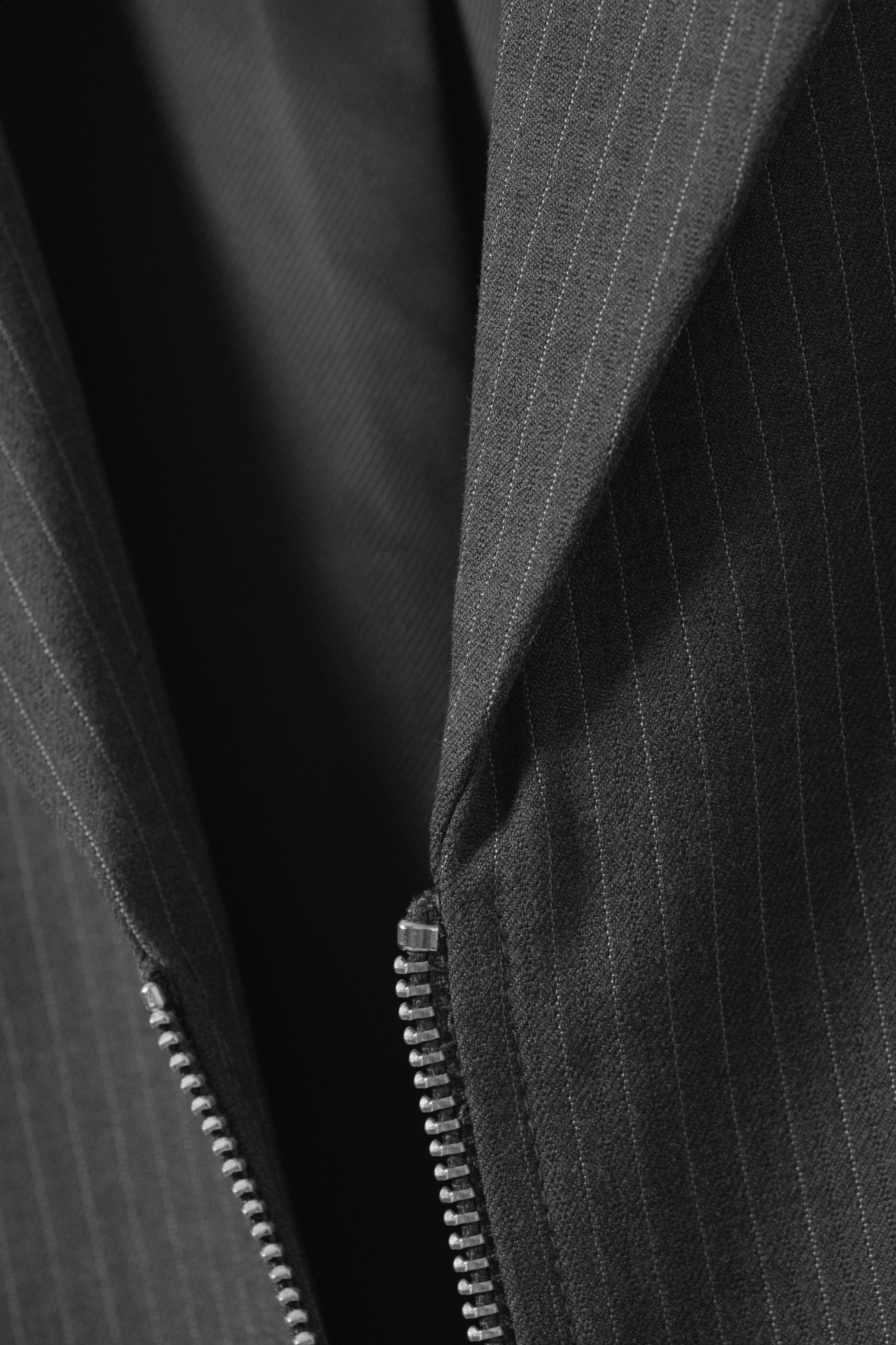 Grau gestreift - Kurzer Zip-Blazer - 2