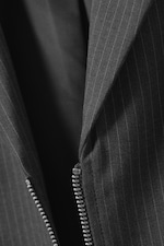 Grau gestreift - Kurzer Zip-Blazer - 1