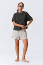 Dunkelgrau - Relaxtes Boxy-T-Shirt aus Baumwolle - 1