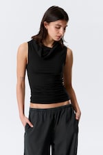 Black - Sleeveless Funnel Neck Top - 0