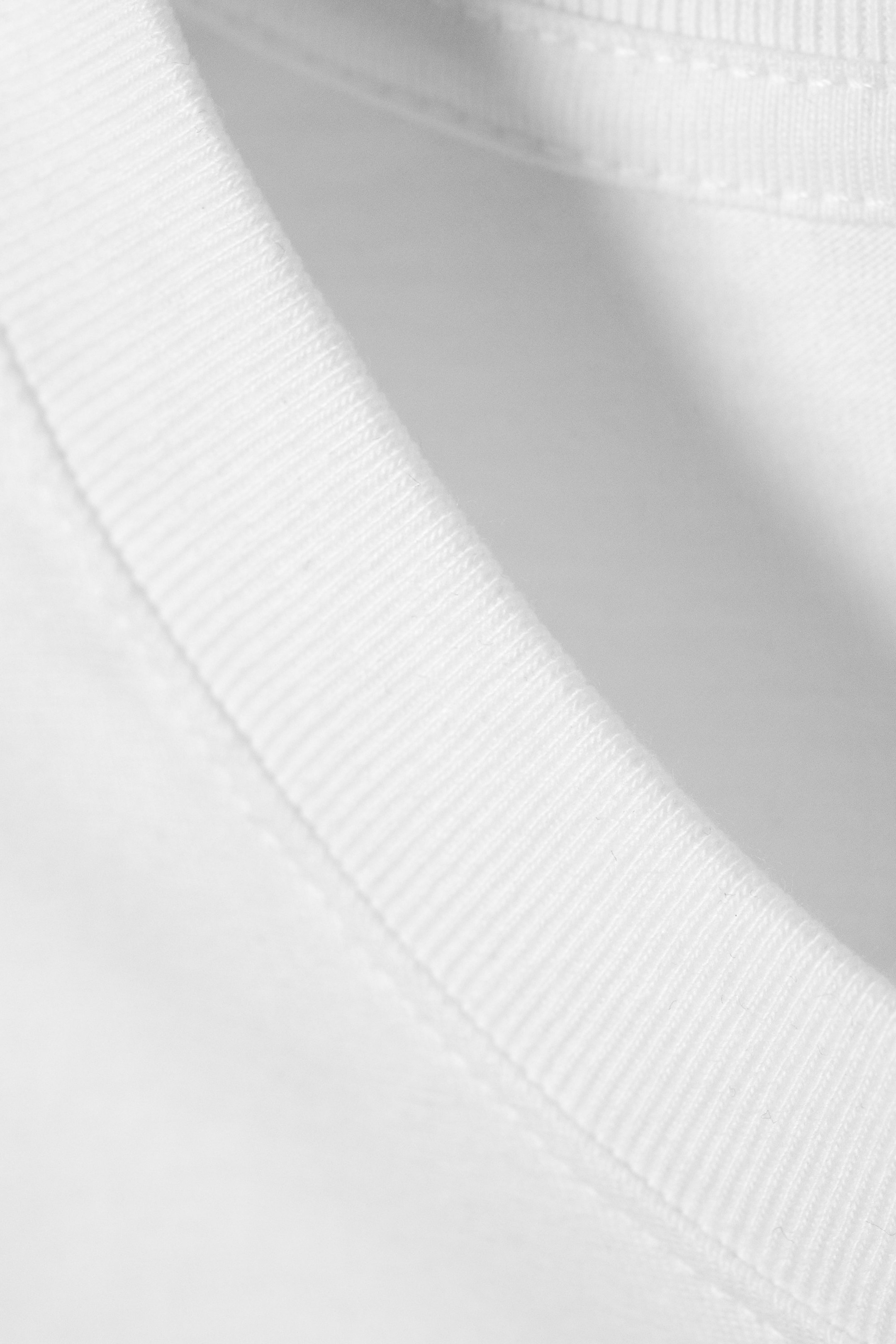 White - Classic Boxy T-shirt - 4