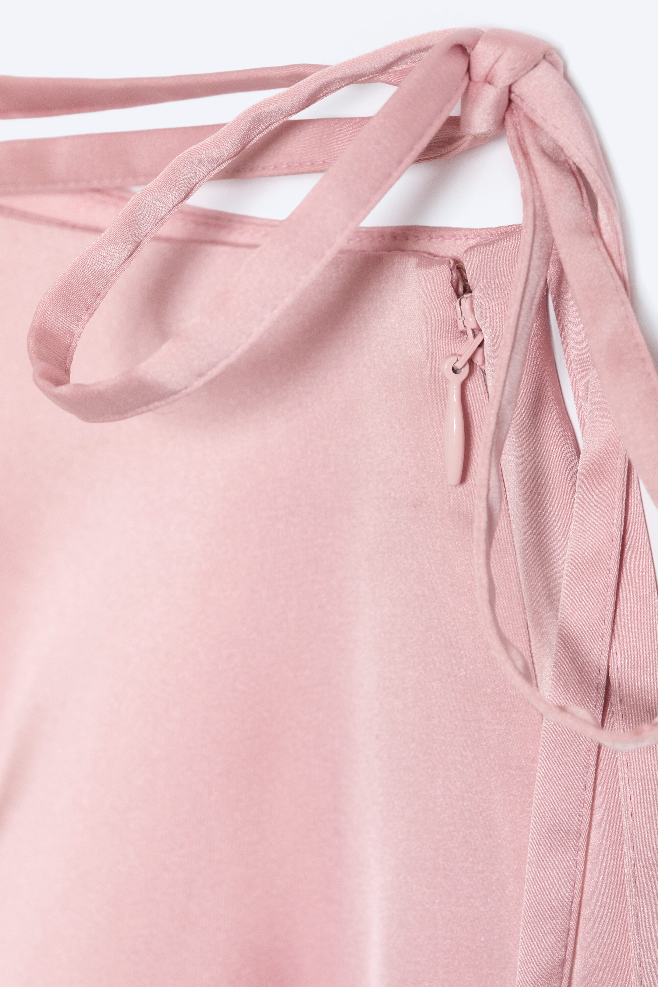 Ljusrosa - Cut-out Minikjol i satin - 4