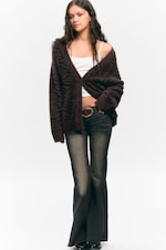 Dunkelbraunes Zebramuster - Oversized Strickjacke mit V-Ausschnitt - 0