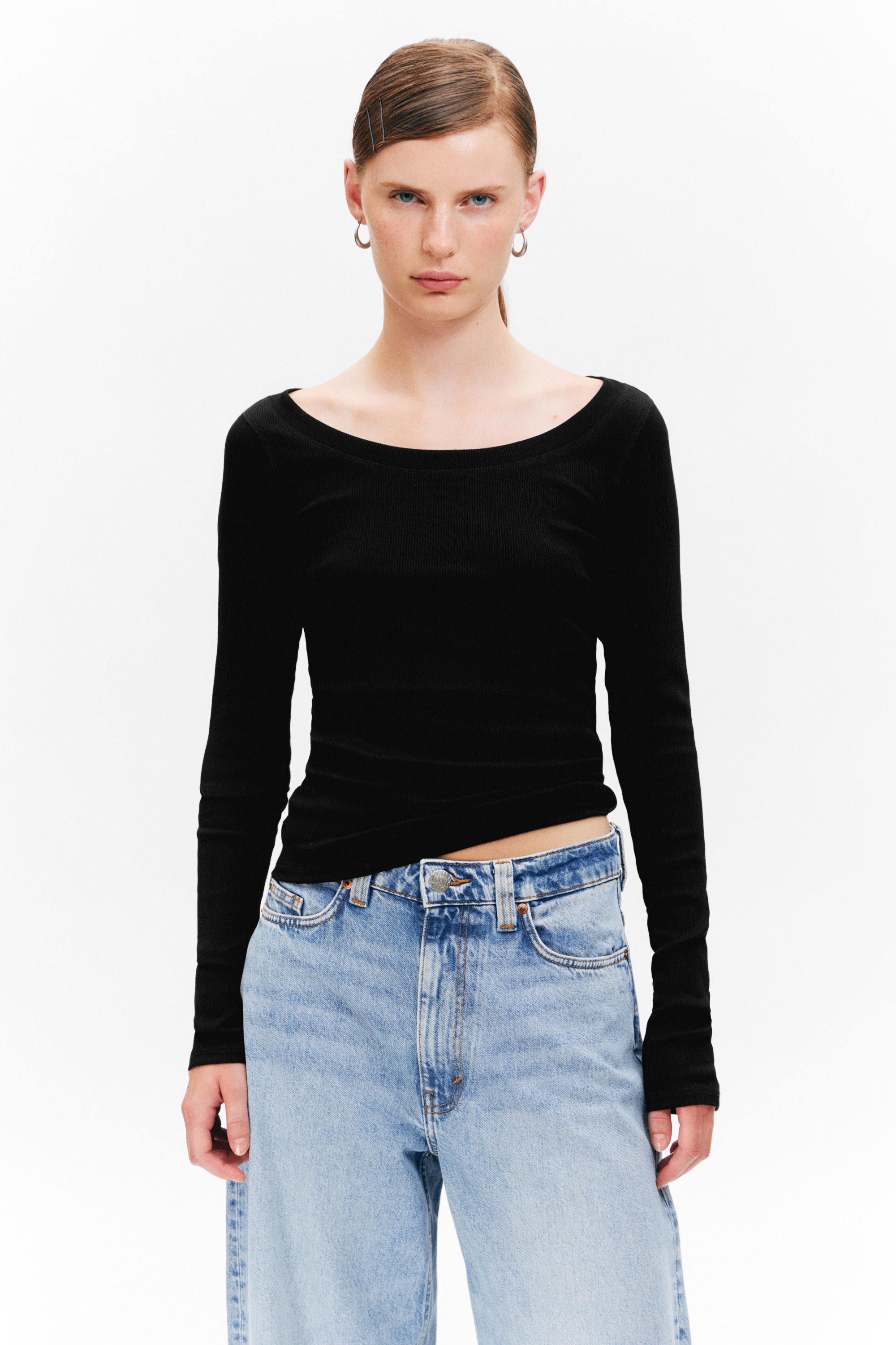 Black - Long-Sleeved Mesh Top - 2