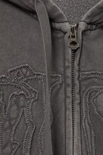 Destiny - Boxy-Kapuzenpullover mit Zipper und Stickerei - 1
