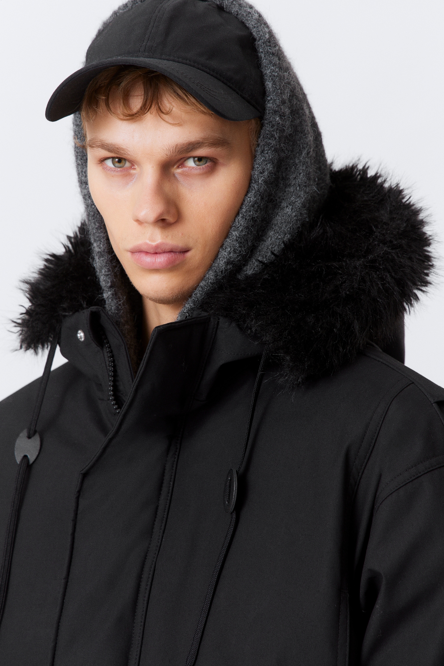 Nadrozmerná vatovaná parka - Čierna - 4