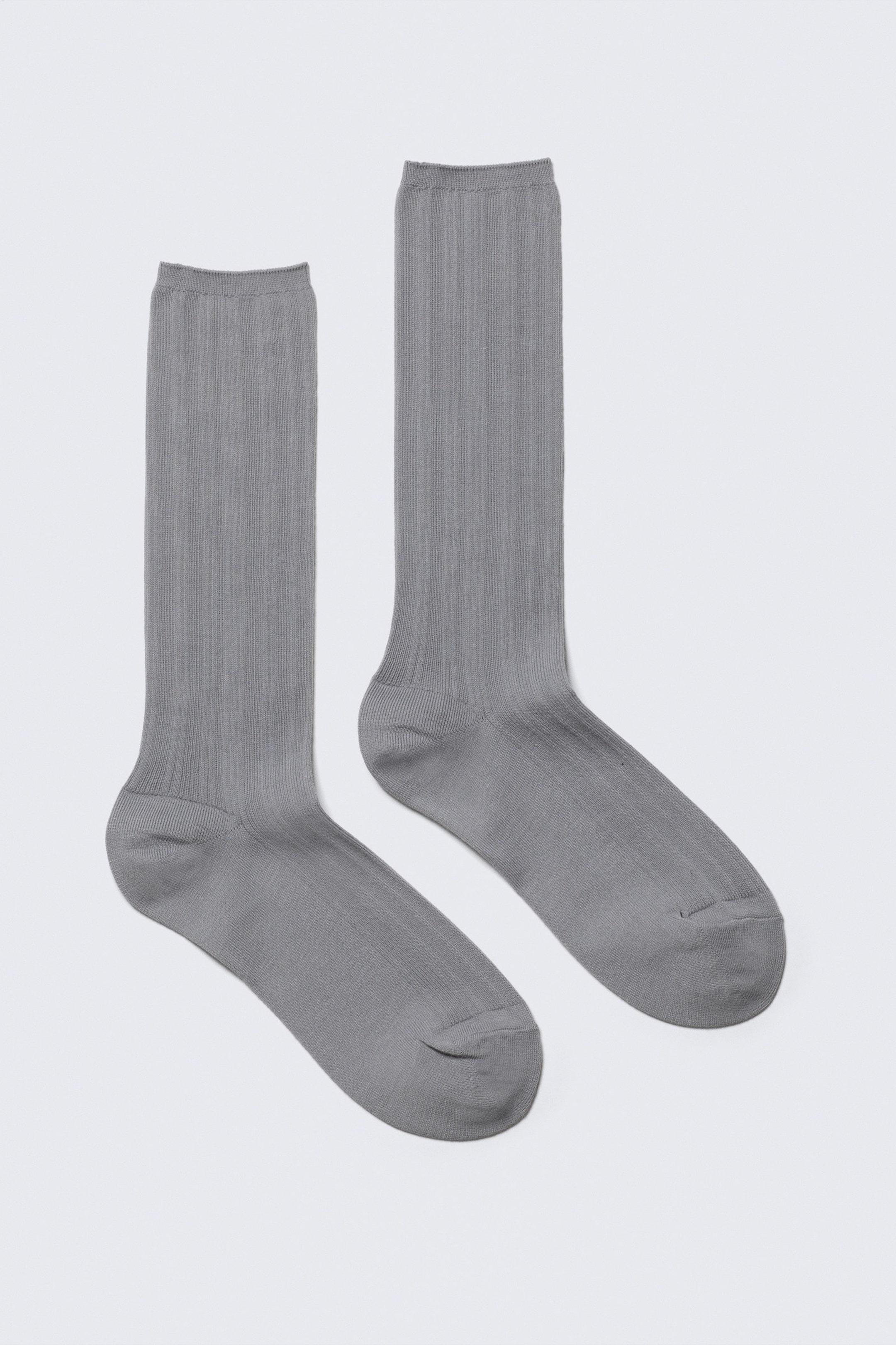 Grå - Ribbade mellanhöga strumpor