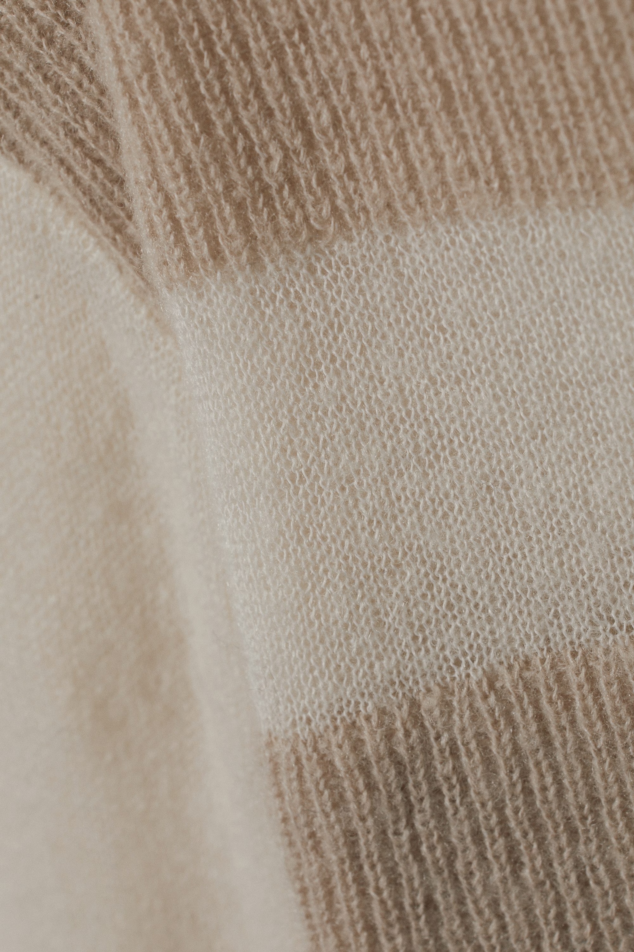 Beige - Amaia høyhalset genser - 1