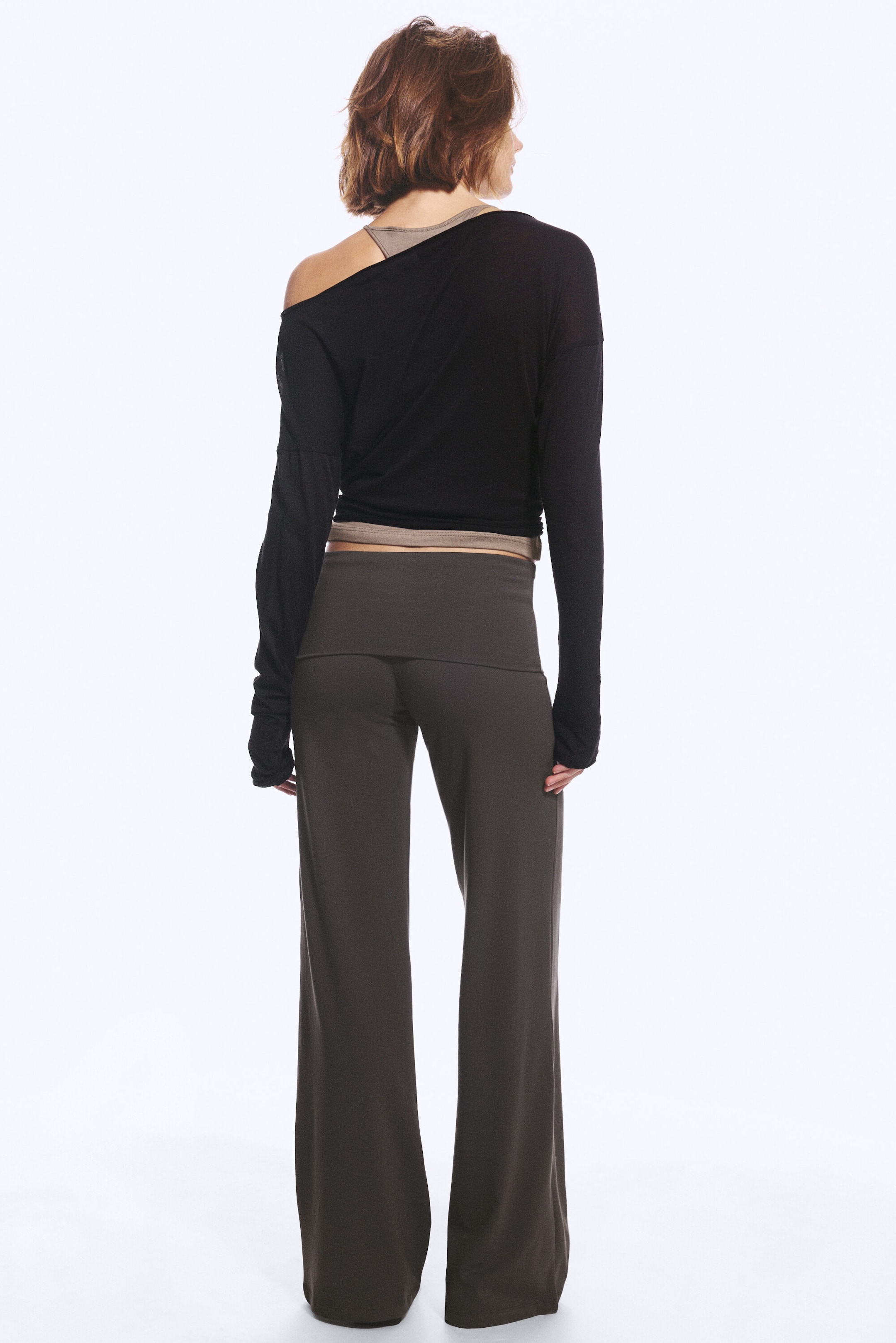 Dark Mole - Mid-Rise Flared Pyjama Trousers - 4