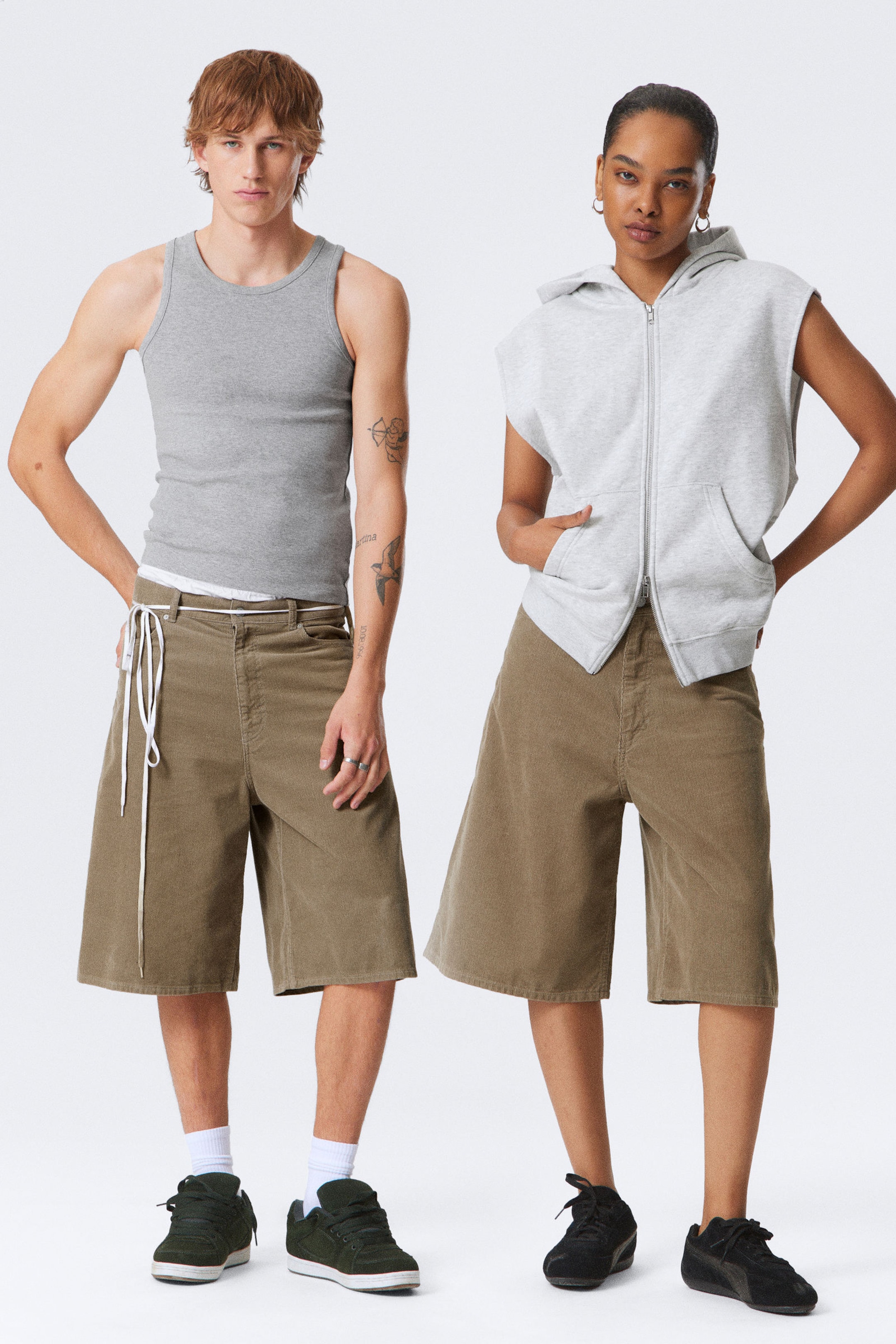 #7F7A72 - Astro - Lockere Baggy-Shorts aus Cord - 1