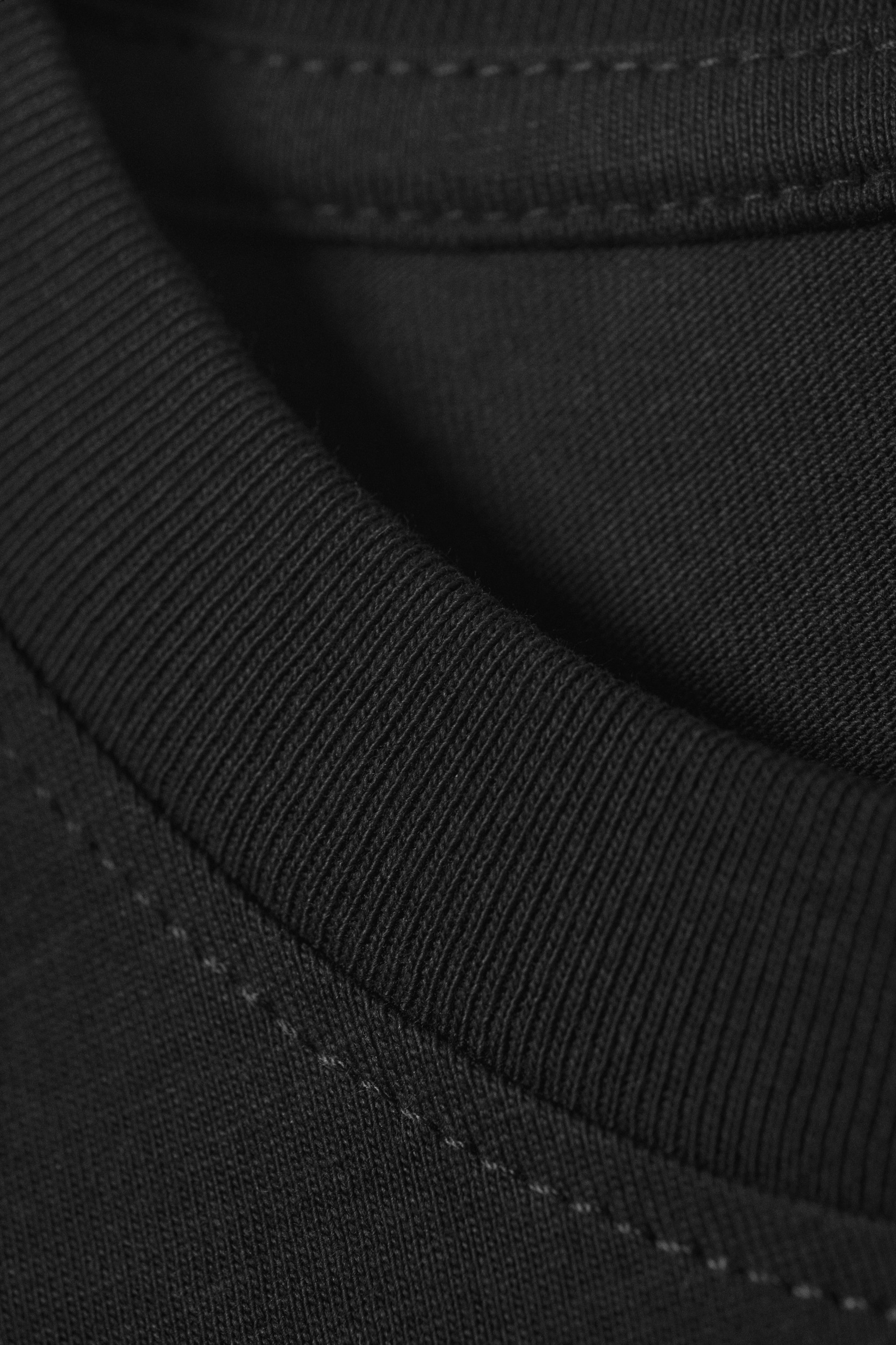 Svart - Avslappnad boxig t-shirt i bomull - 4