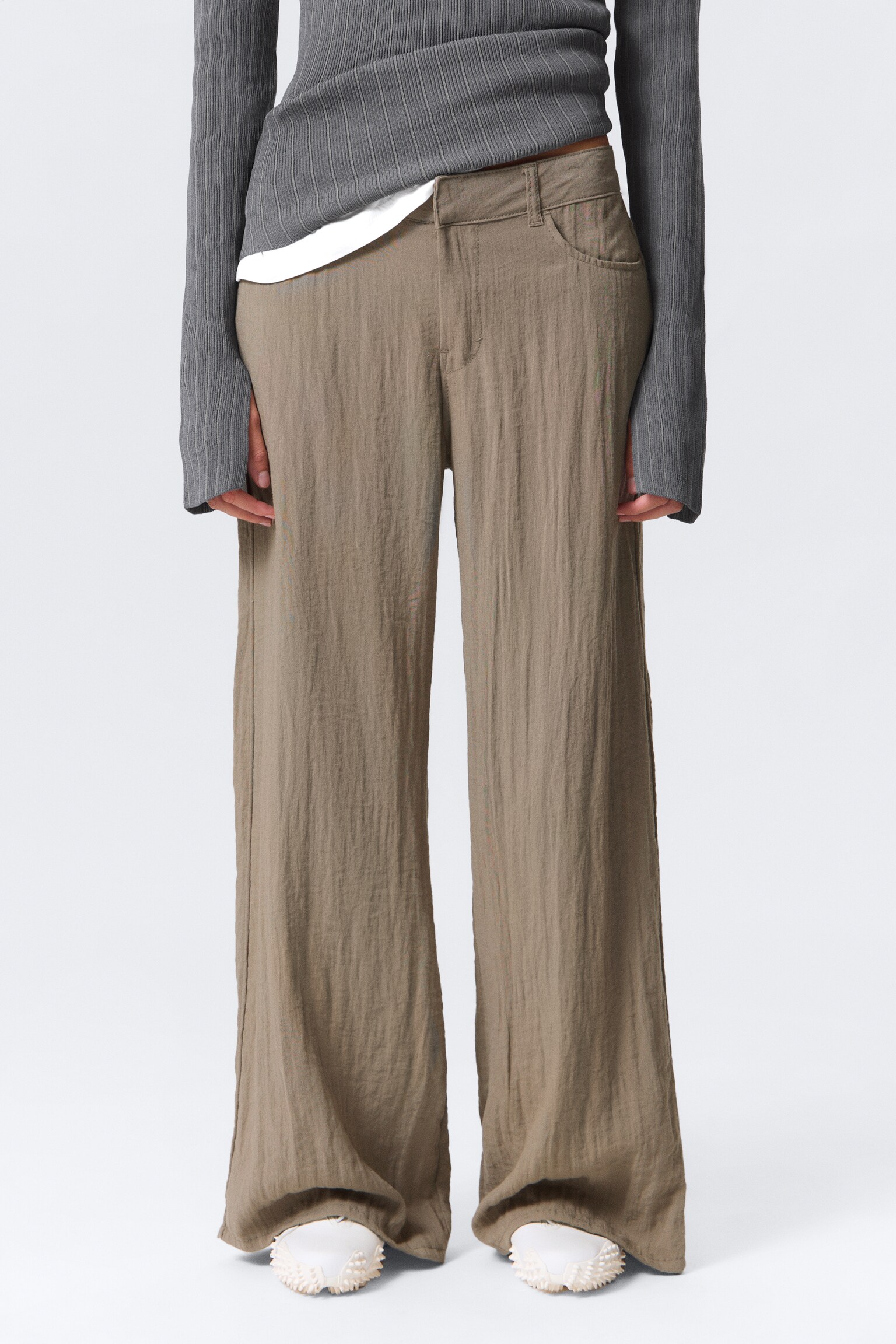 Crinkle Low Waist Loose Fit Trousers - Beige/Dark Grey/White - 3